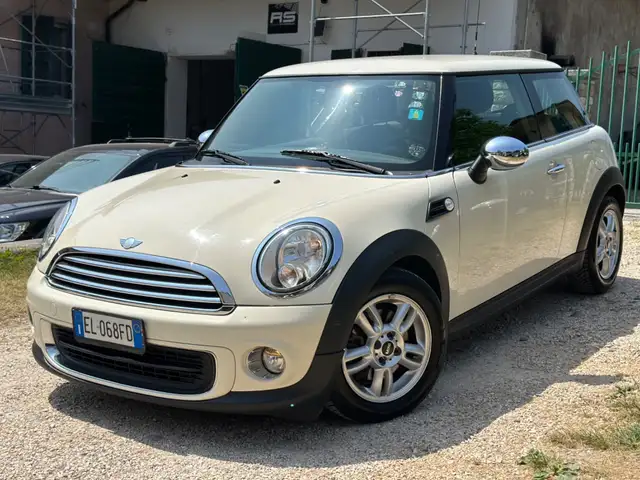 MINI 1.6 16V One (55kW)