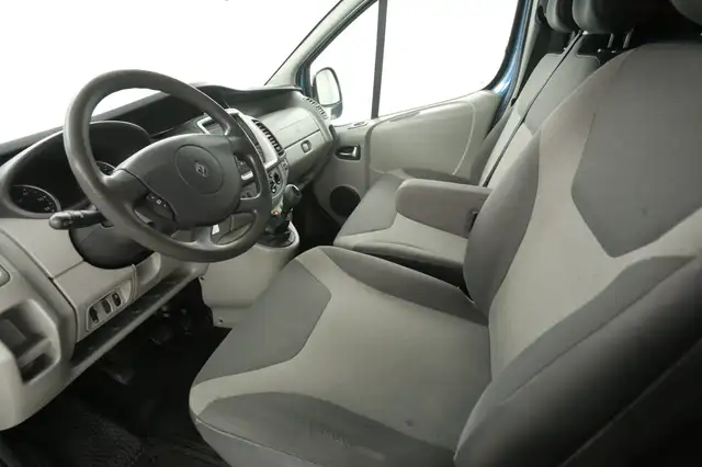 Renault Trafic view 18