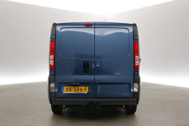 Renault Trafic view 23