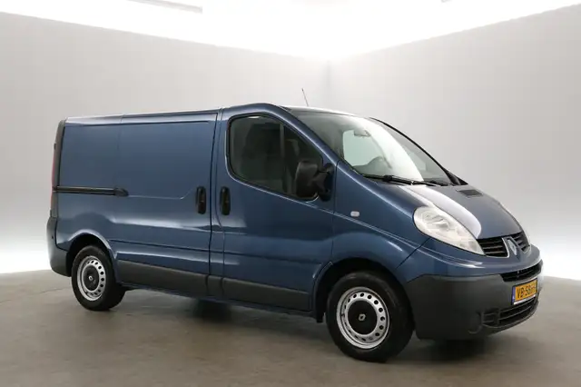 Renault Trafic view 5