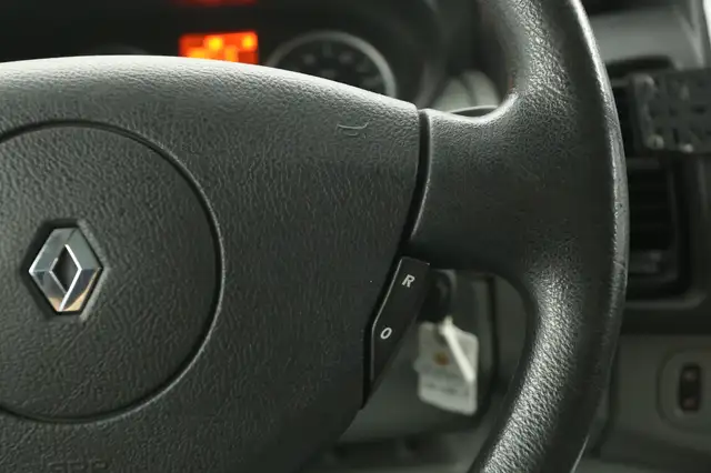 Renault Trafic view 15