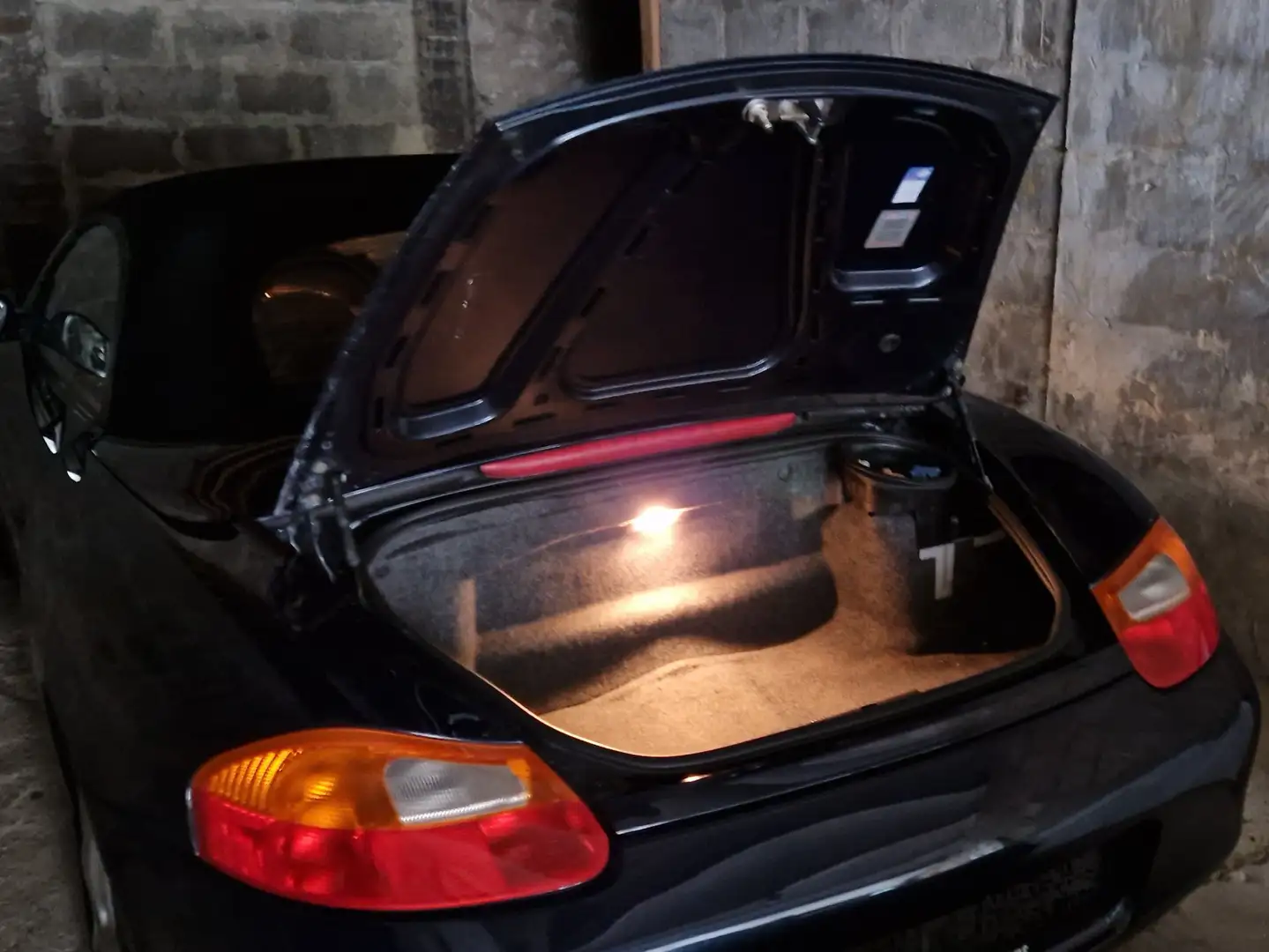 Porsche Boxster 2.5i+Tiptronic+S Modrá - 1