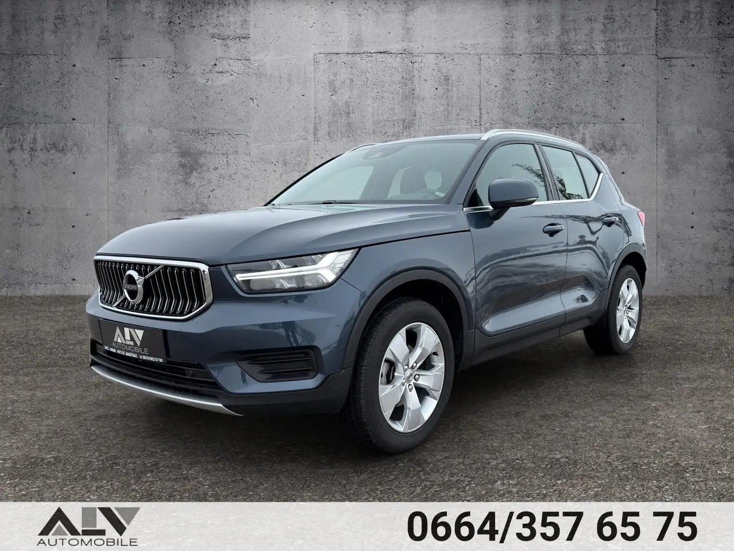 Volvo XC40 T2 Inscription Geartronic Automatik Pano|H&K Gris - 2