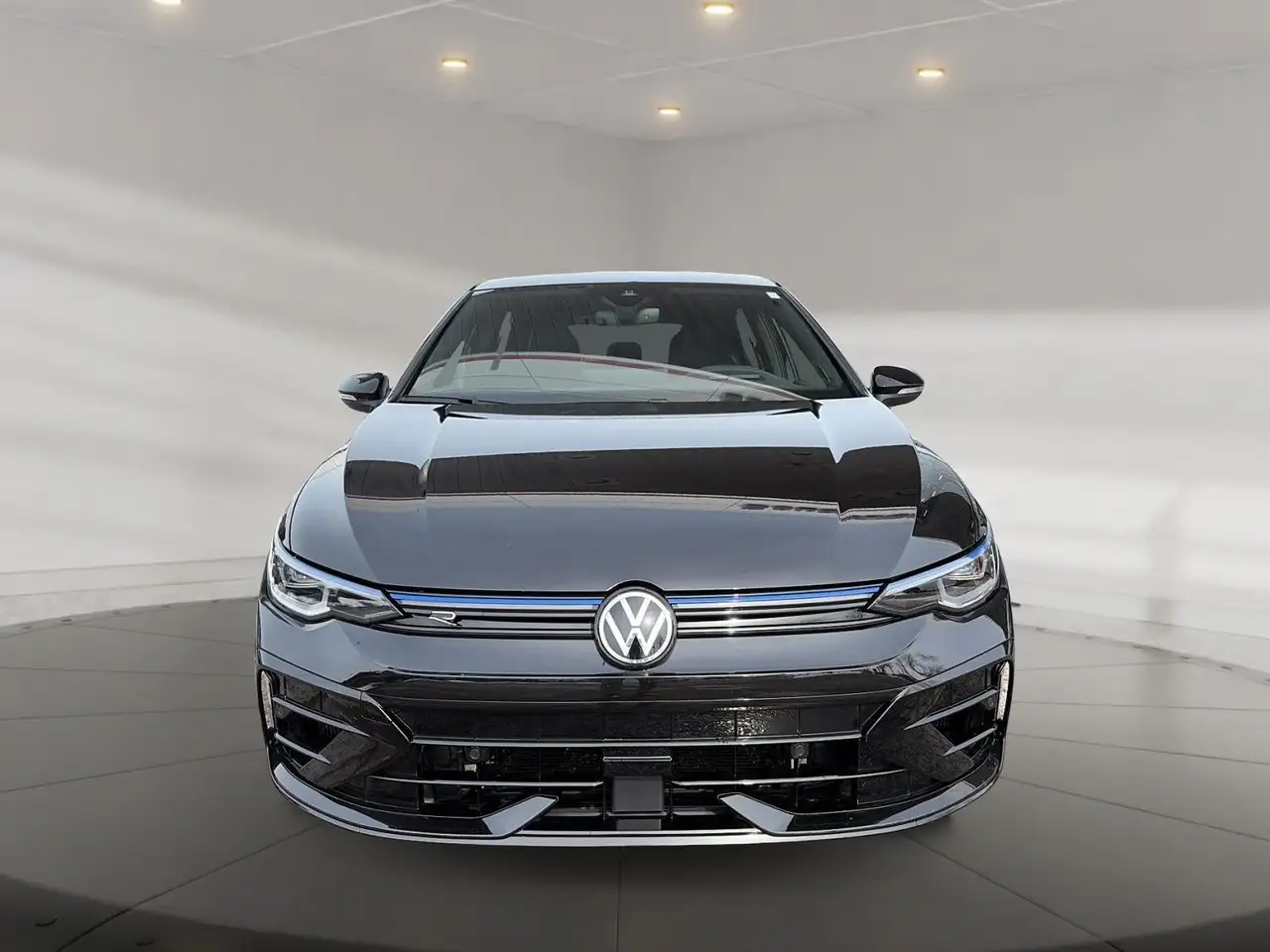 Volkswagen Golf R снимка Volkswagen Golf R