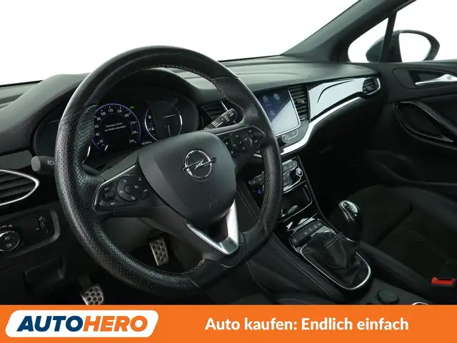 Opel Astra view 11