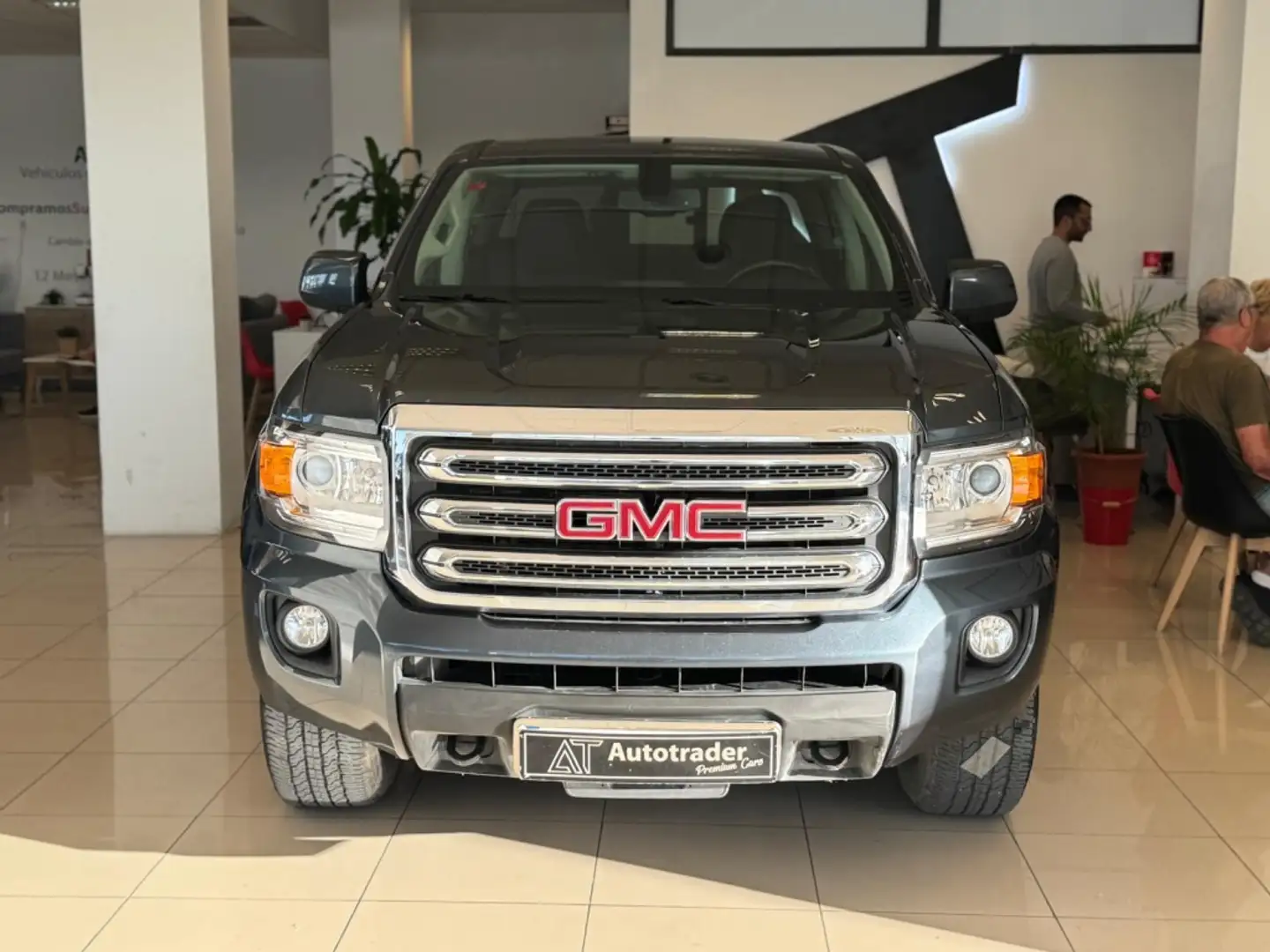 GMC Canyon Bleu - 2