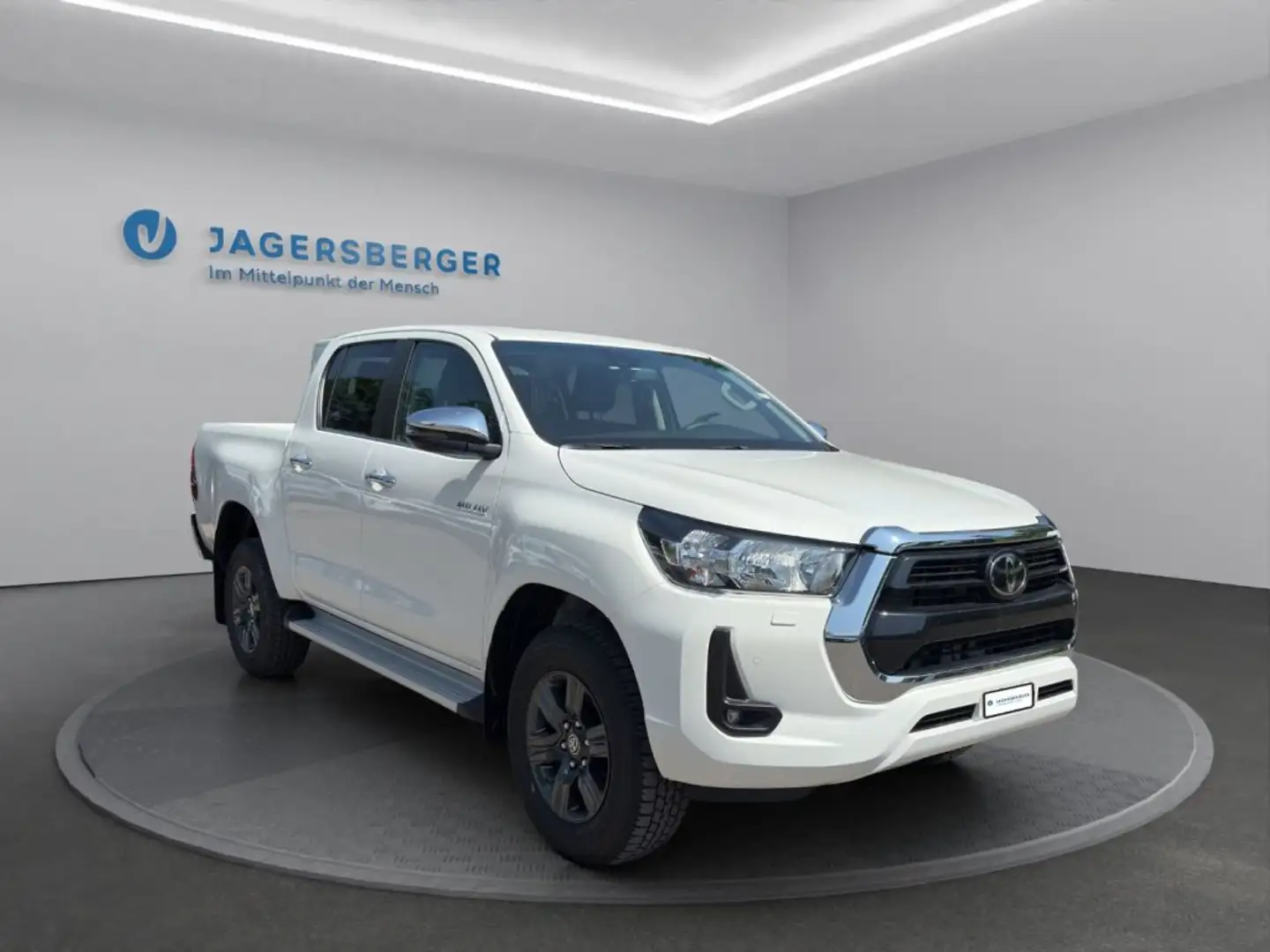 Toyota Hilux DK Active 4WD 2,4 D-4D Aut. Weiß - 1