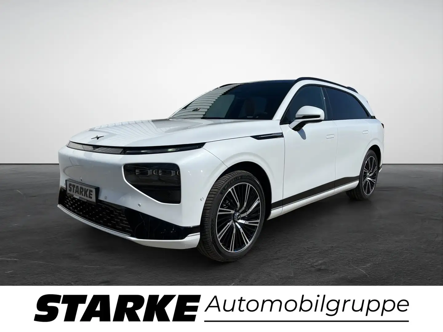 Xpeng G9 AWD Performance MY2024 Premium Sitz & Audio + AHK White - 1