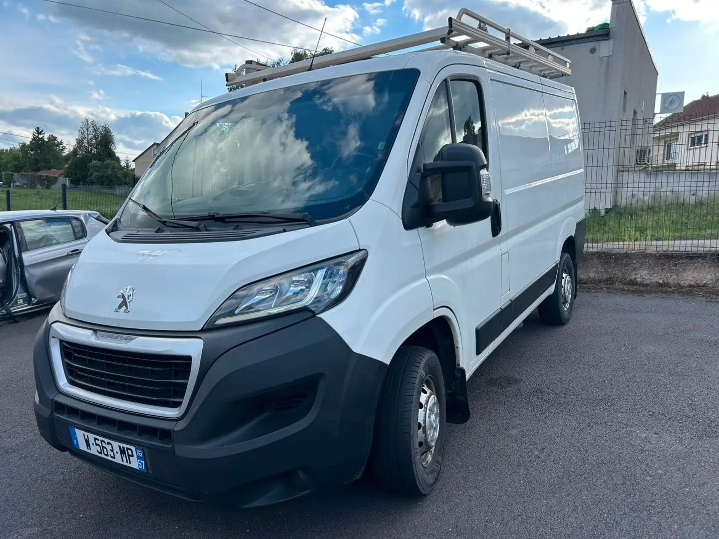 Peugeot Boxer 2.0 Diesel  + PDC + DACHTRÄGER Bílá - 1