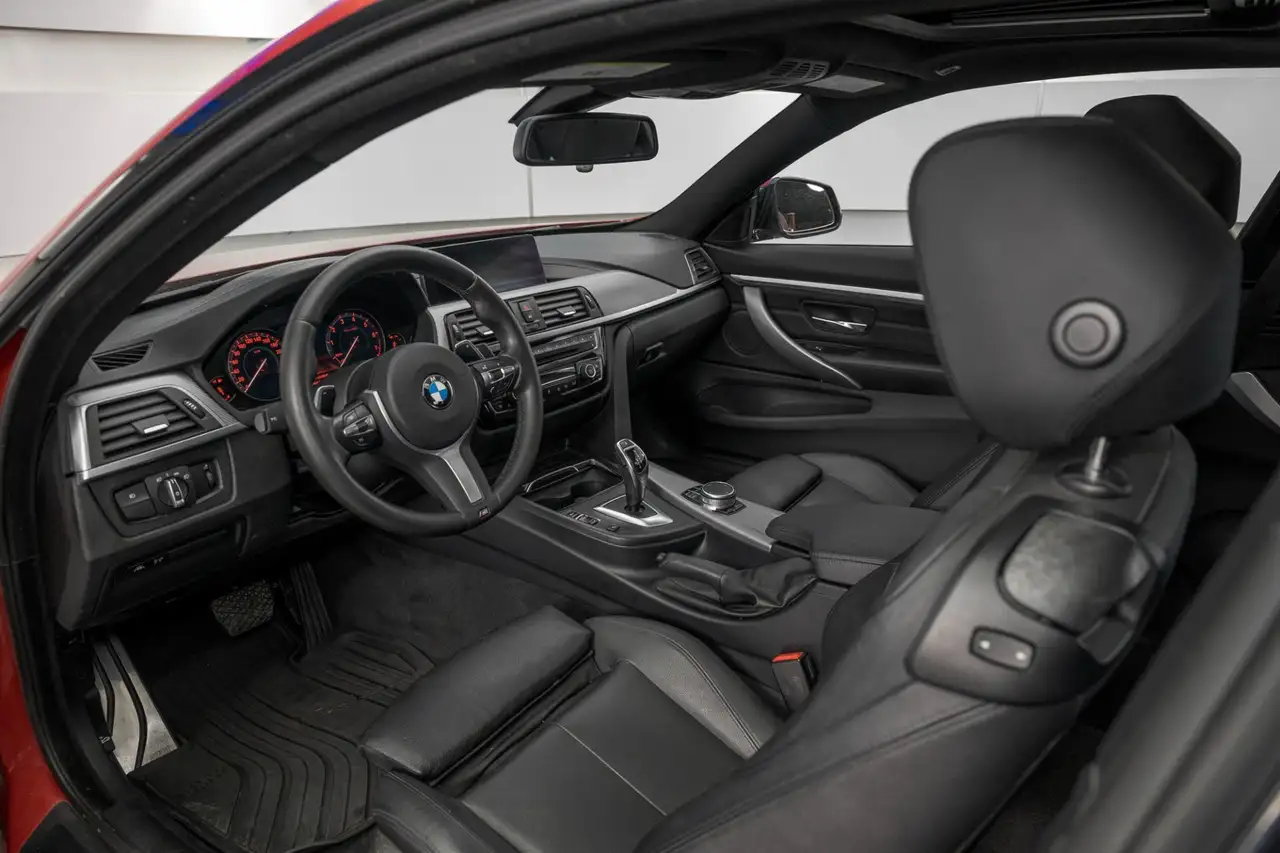 BMW 4 Series снимка BMW 4 Series