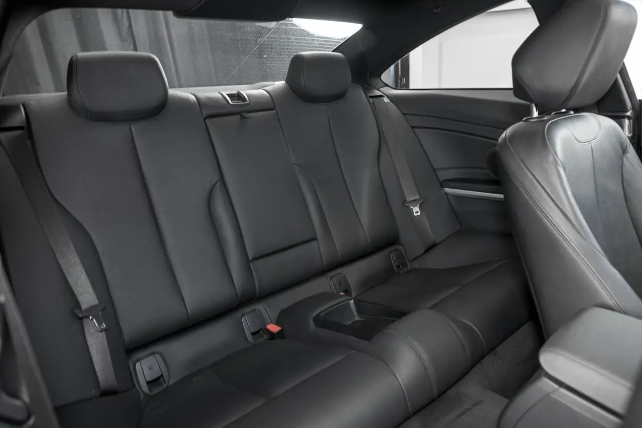 BMW 4 Series снимка BMW 4 Series