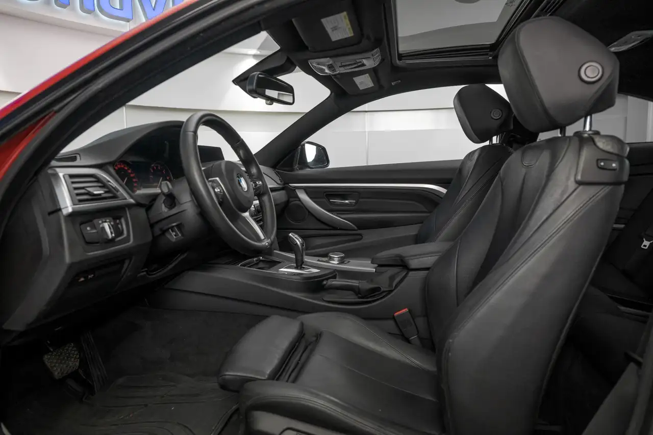 BMW 4 Series снимка BMW 4 Series