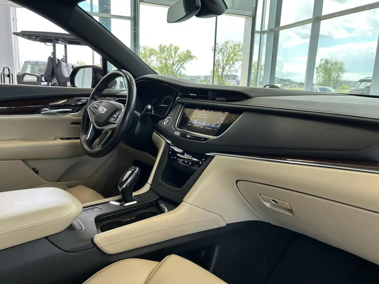 Cadillac XT5 photo Cadillac XT5
