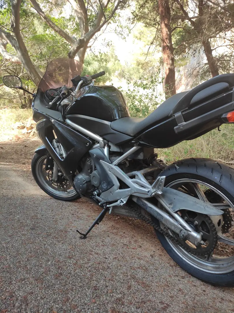 Kawasaki ER - 6 F Schwarz - 2
