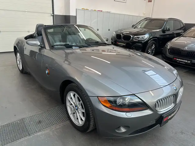 BMW Z4 2.2 i Ö-Pak. -6 ZYLINDER * INKLUSIVE HARDTOP *