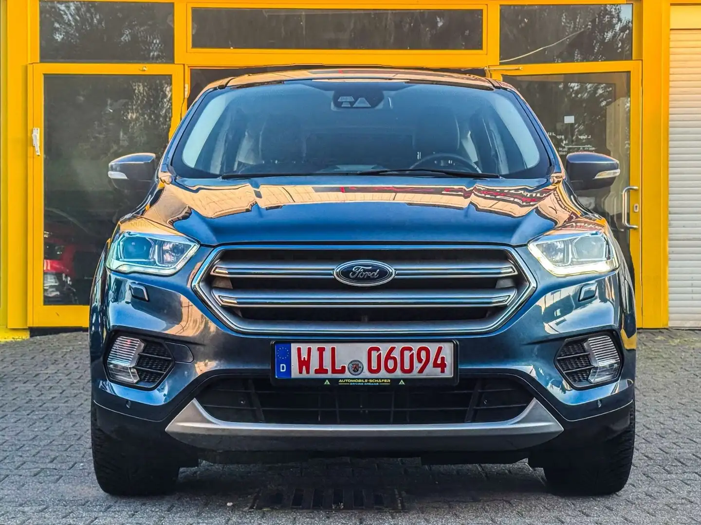 Ford Kuga Titanium/4x4/LED/STHZG/LEDER/1. HAND/ Blau - 2