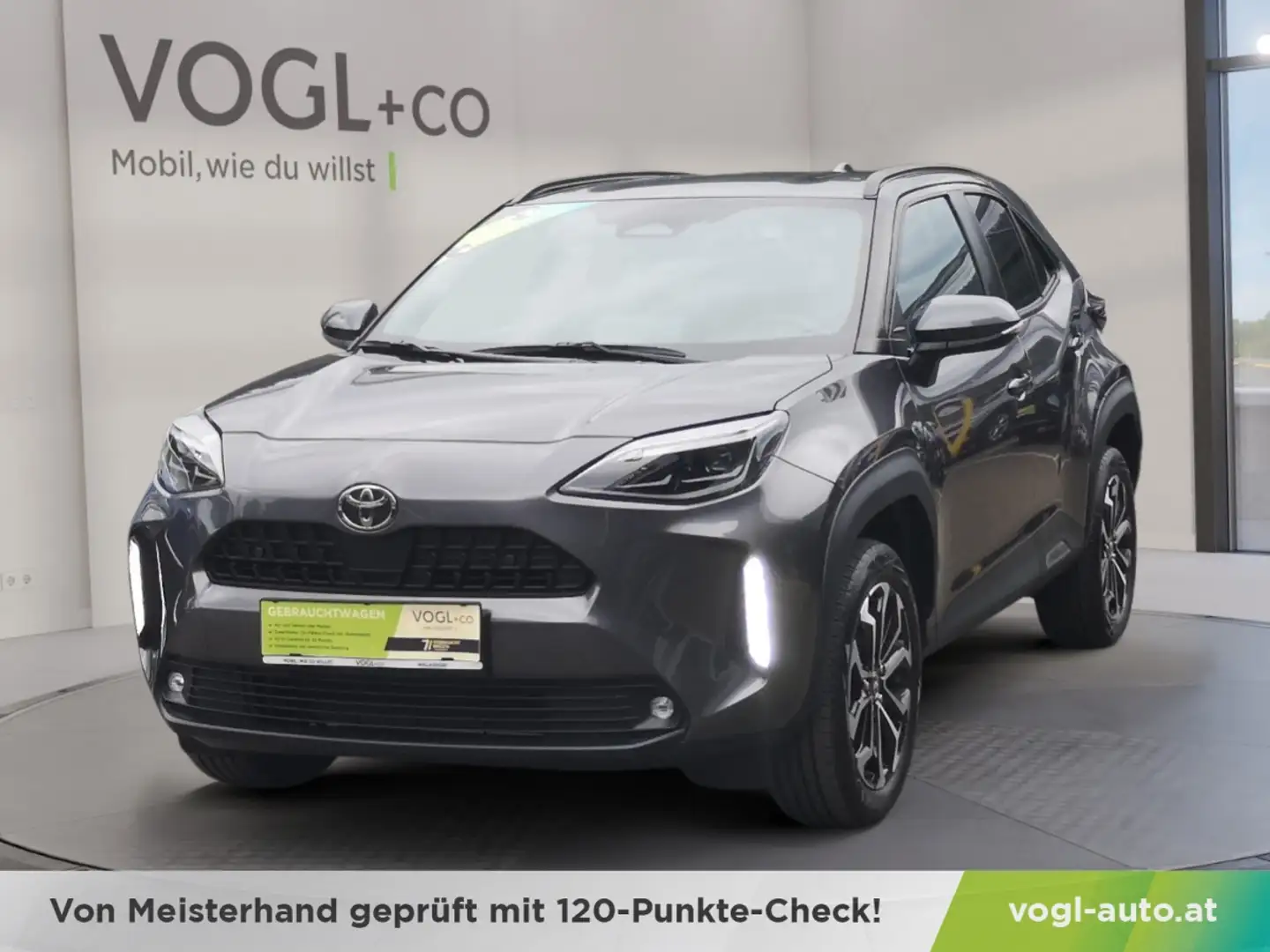 Toyota Yaris Cross Hybrid Active Drive 1,5 VVT-i 92PS AWD Grau - 1