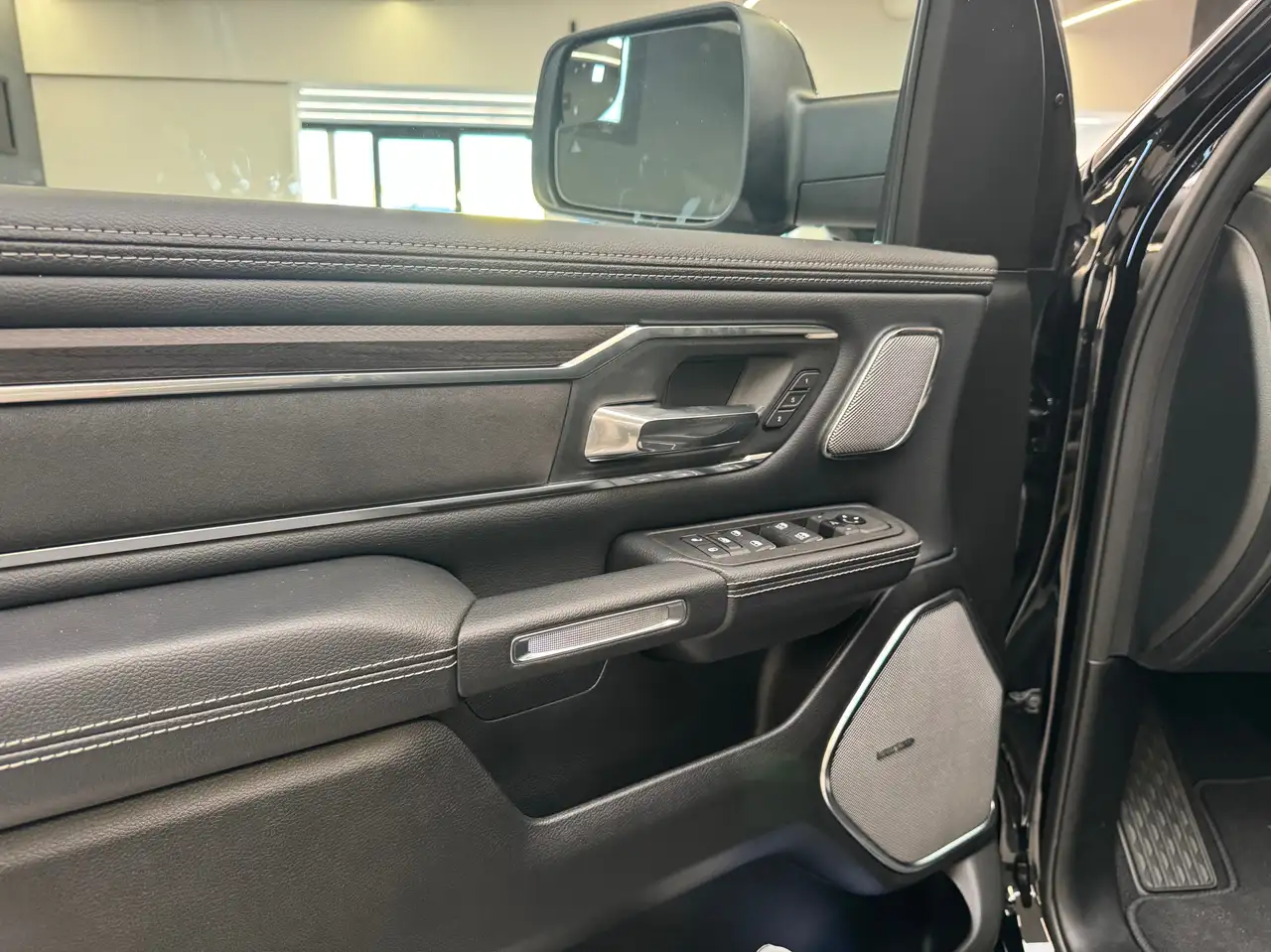 Dodge RAM 2026 — фото 13