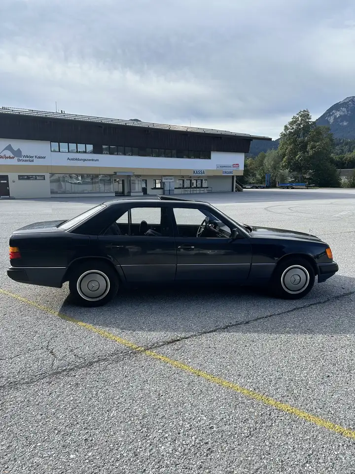 Mercedes-Benz 230 W124, foto 6