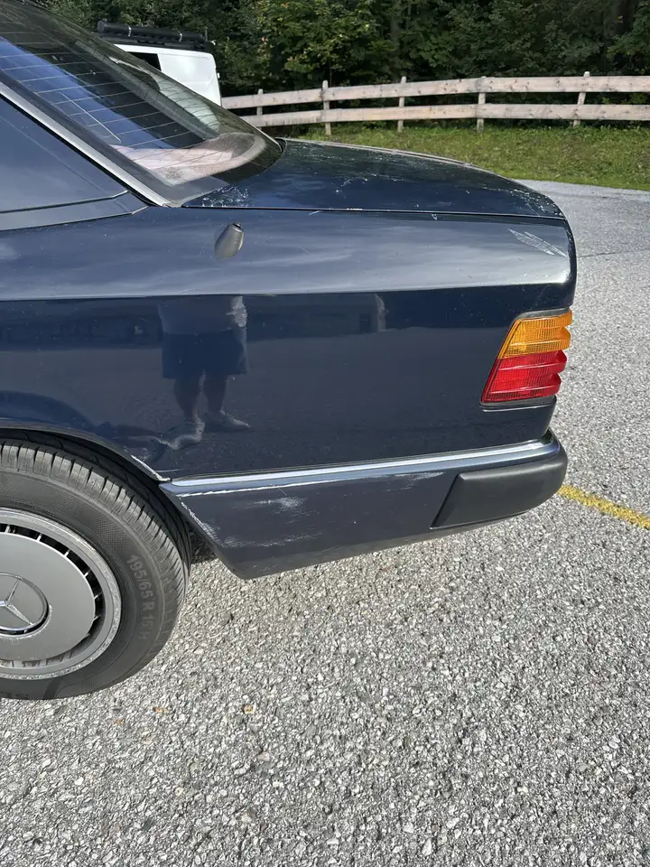 Mercedes-Benz 230 W124, foto 4