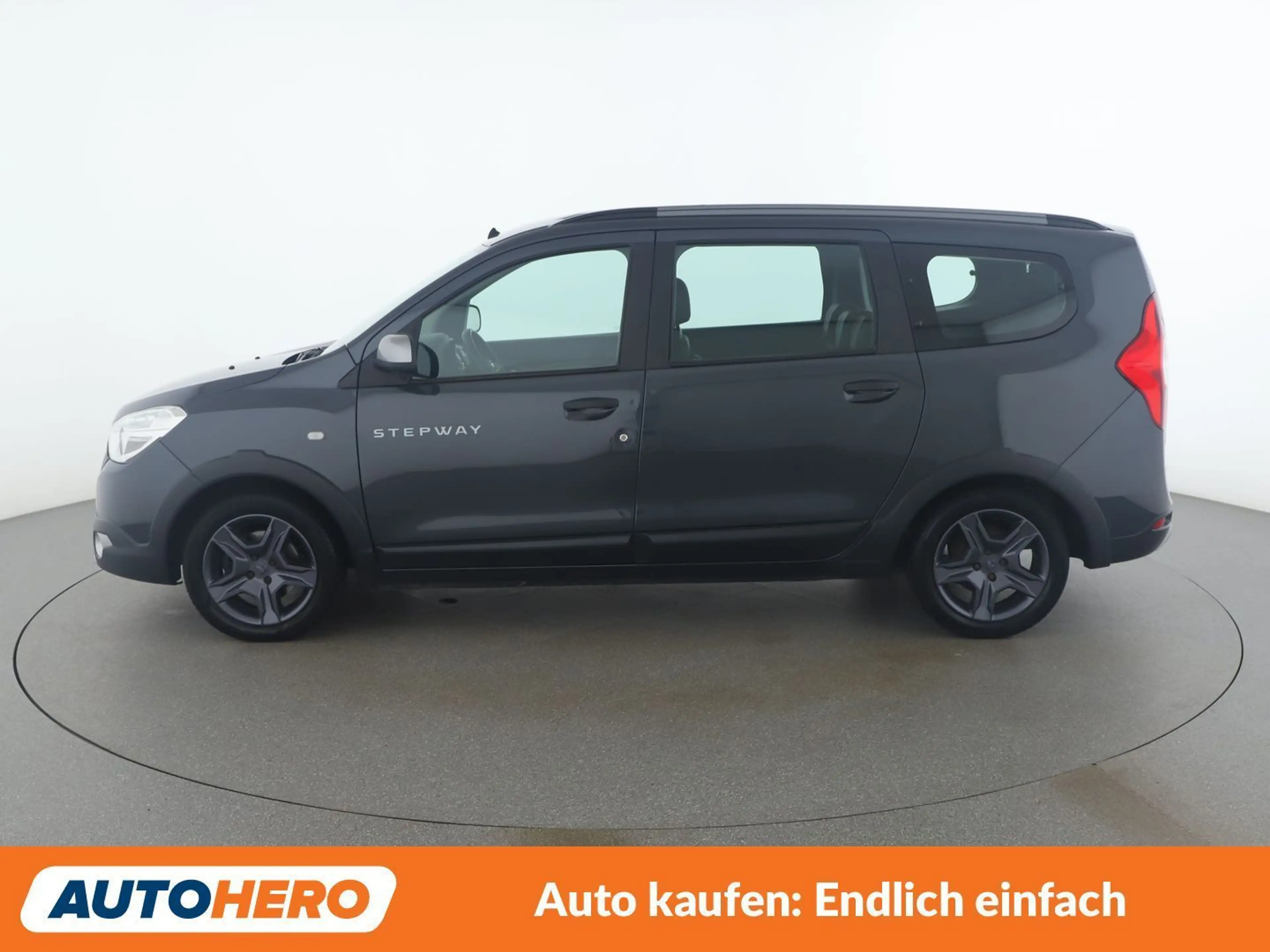 Dacia Lodgy 1.2 TCe Stepway Celebration — photo 3
