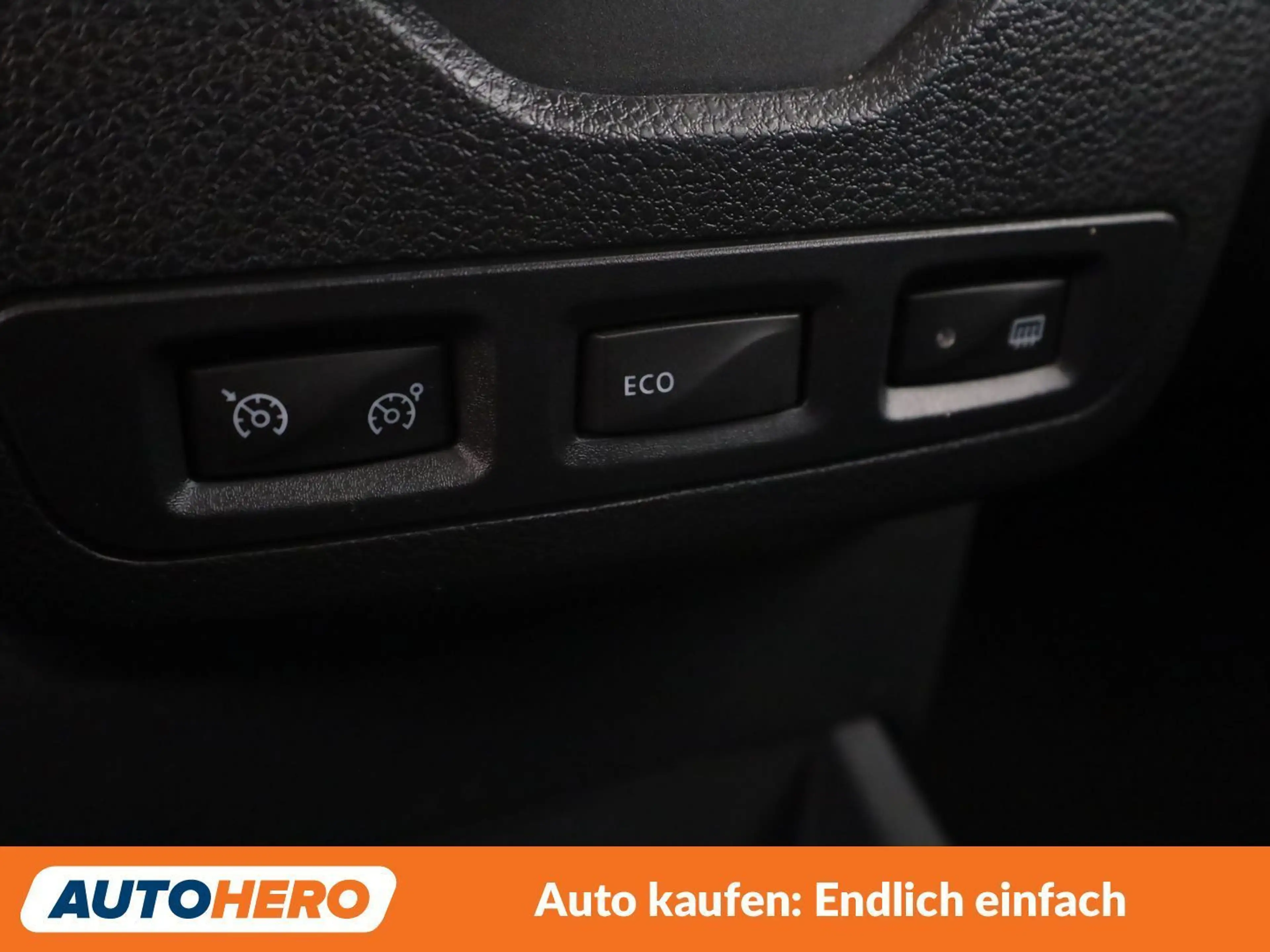 Dacia Lodgy 1.2 TCe Stepway Celebration — photo 25
