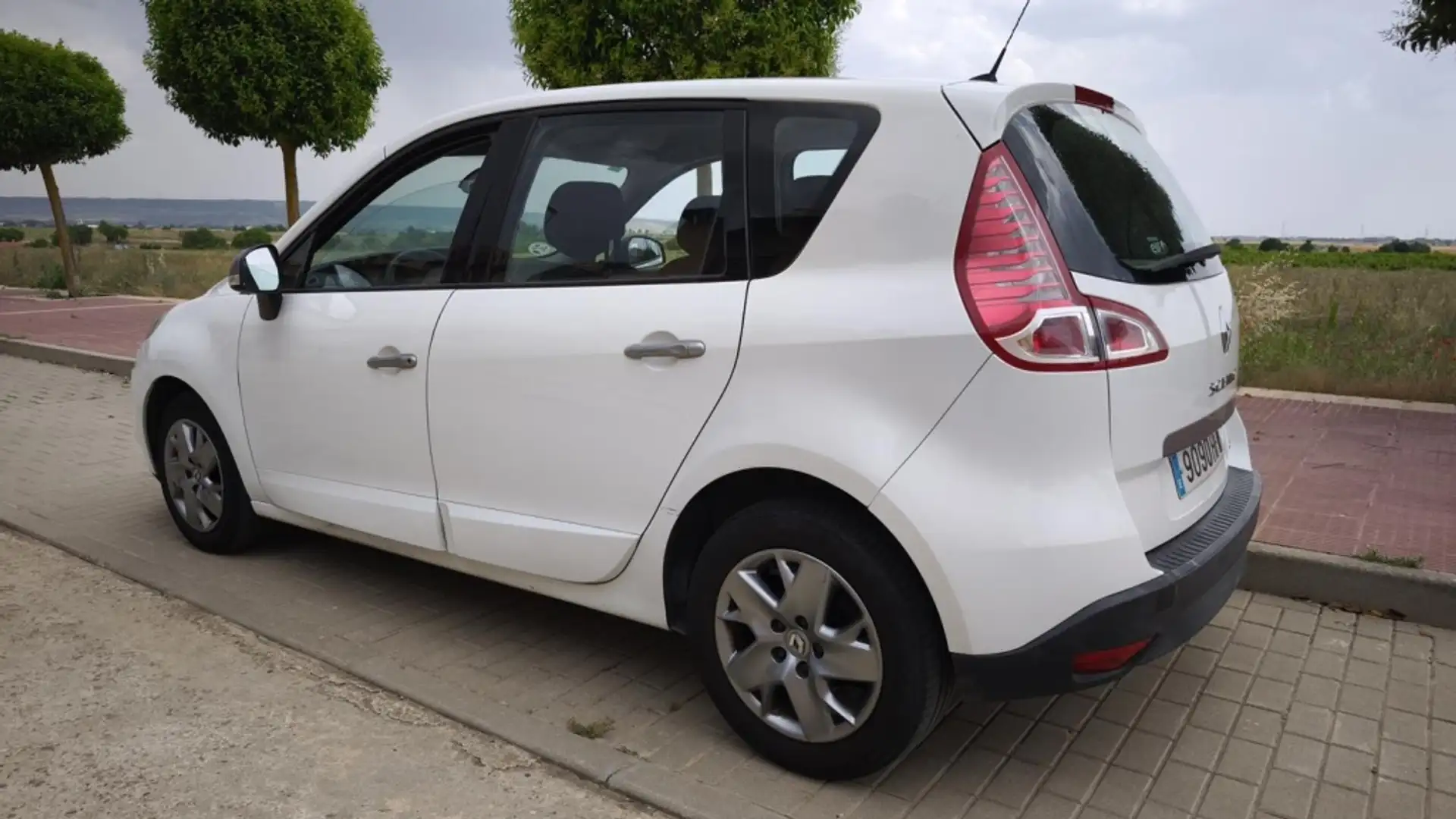 Renault Scenic 1.5dCi Emotion 110 Blanco - 2