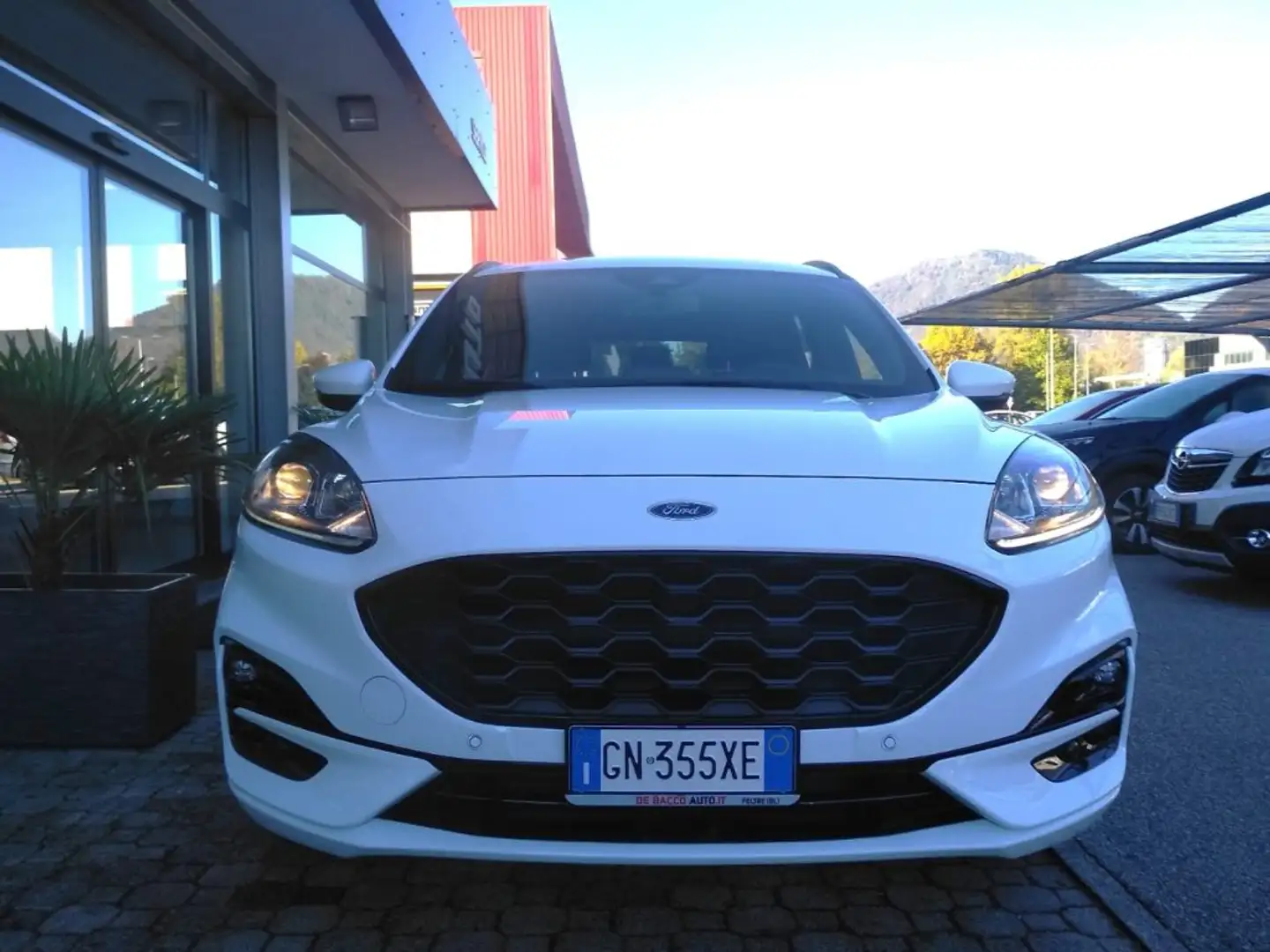 Ford Kuga 2.5 Full Hybrid 190 CV CVT 2WD ST-Line Blanc - 2