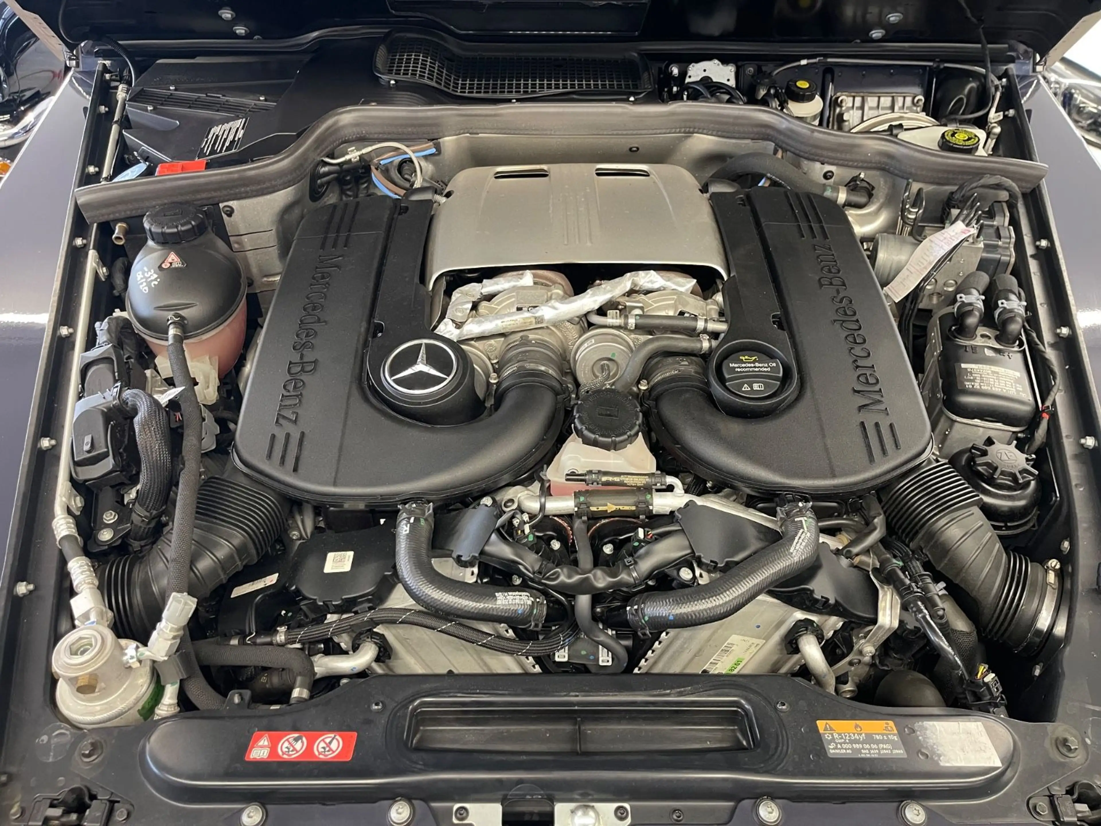 Mercedes-Benz G 500 in sehr gepflegtem Zustand — photo 10