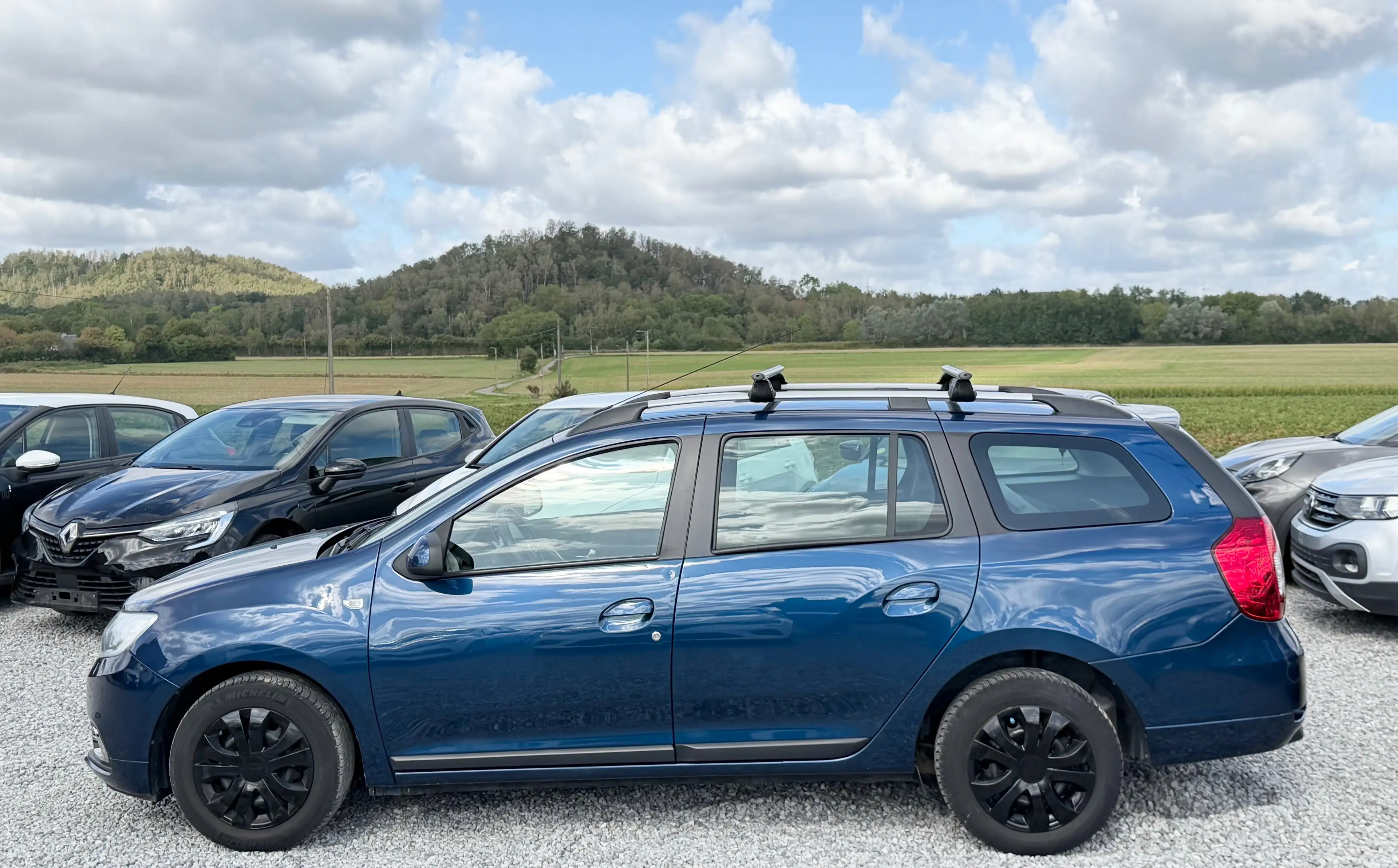 Dacia Logan BOITE AUTO - CAMERA - CAPTEURS - NAVIGATION - AIR CO — photo 4