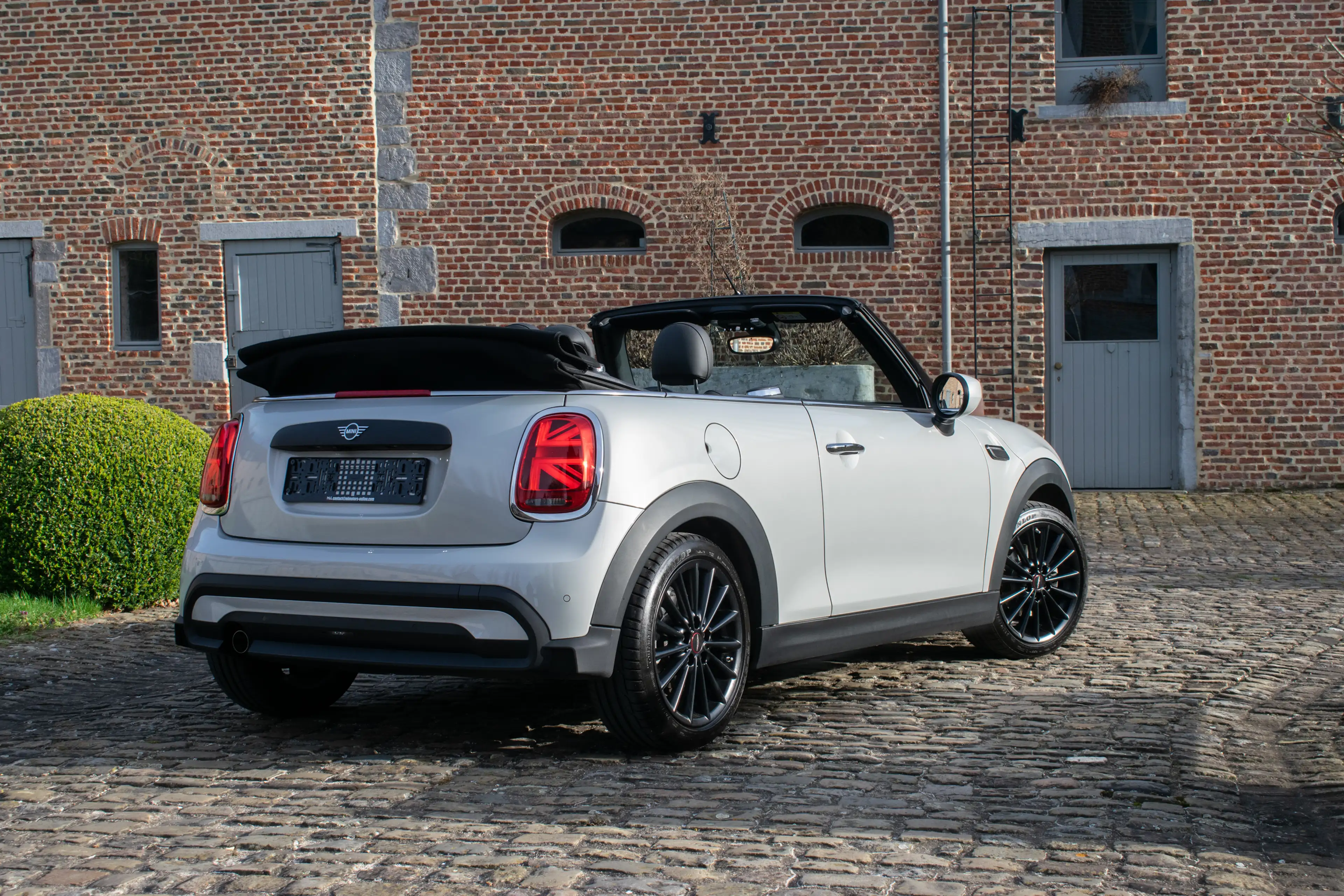 MINI One Cabrio Apple Carplay, Led, ***RESERVE/GERESERVEED*** — photo 5