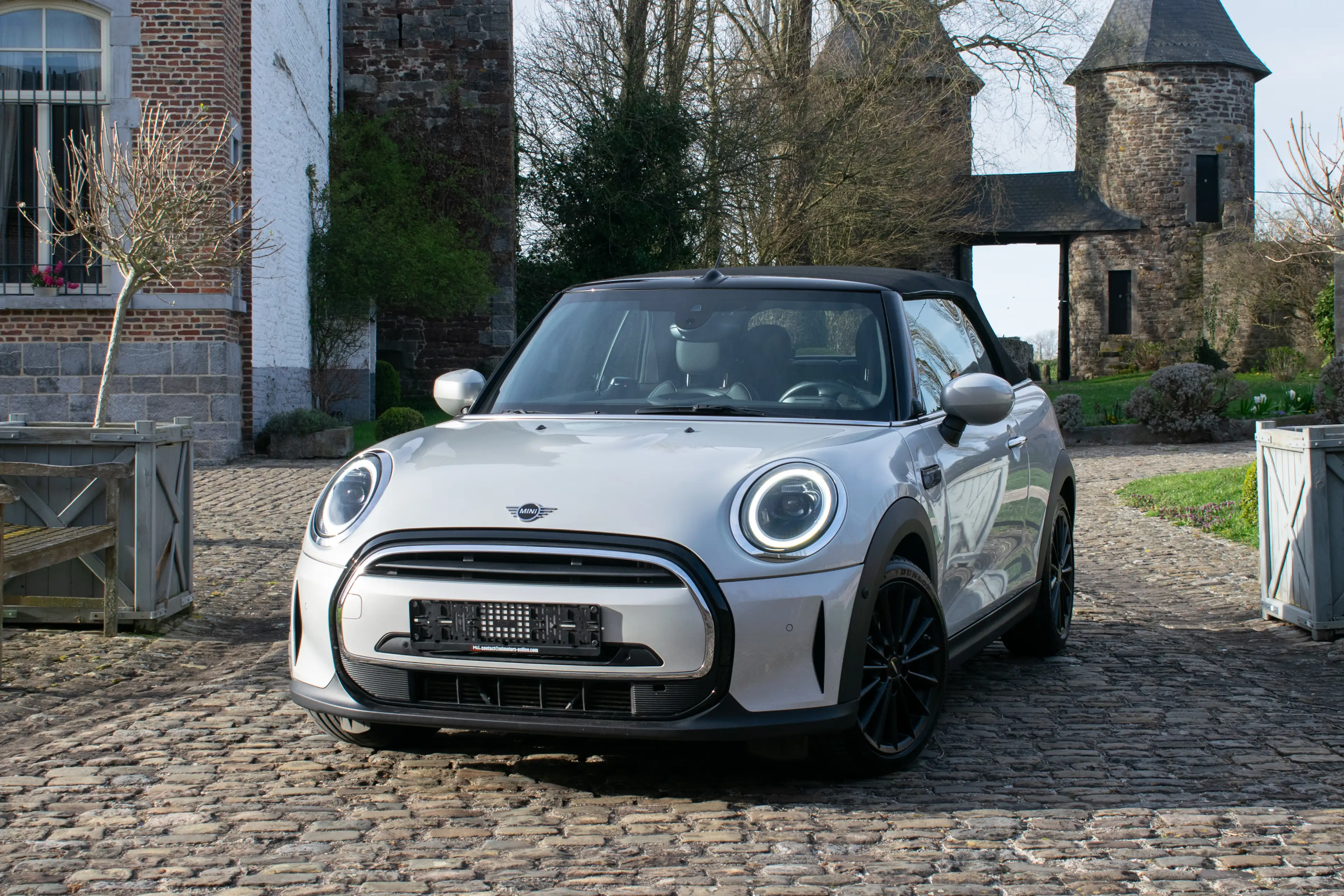 MINI One Cabrio Apple Carplay, Led, ***RESERVE/GERESERVEED*** — photo 3