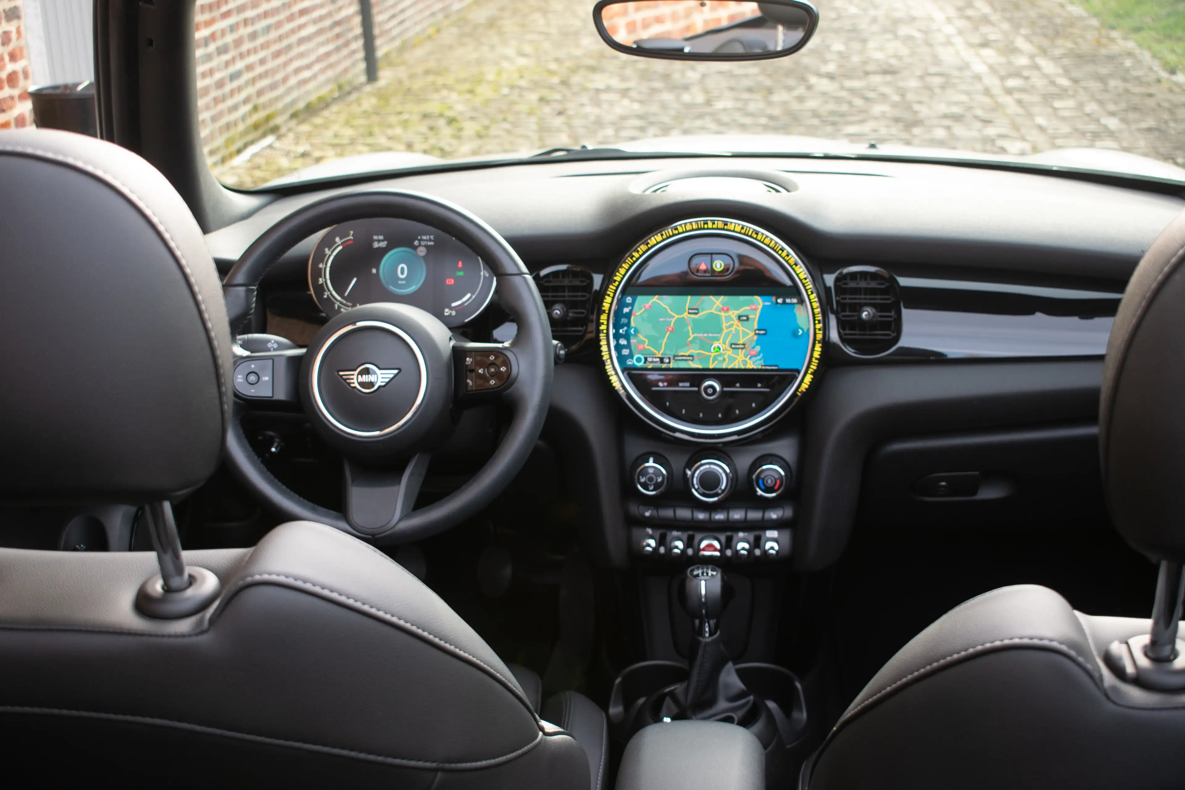 MINI One Cabrio Apple Carplay, Led, ***RESERVE/GERESERVEED*** — photo 14
