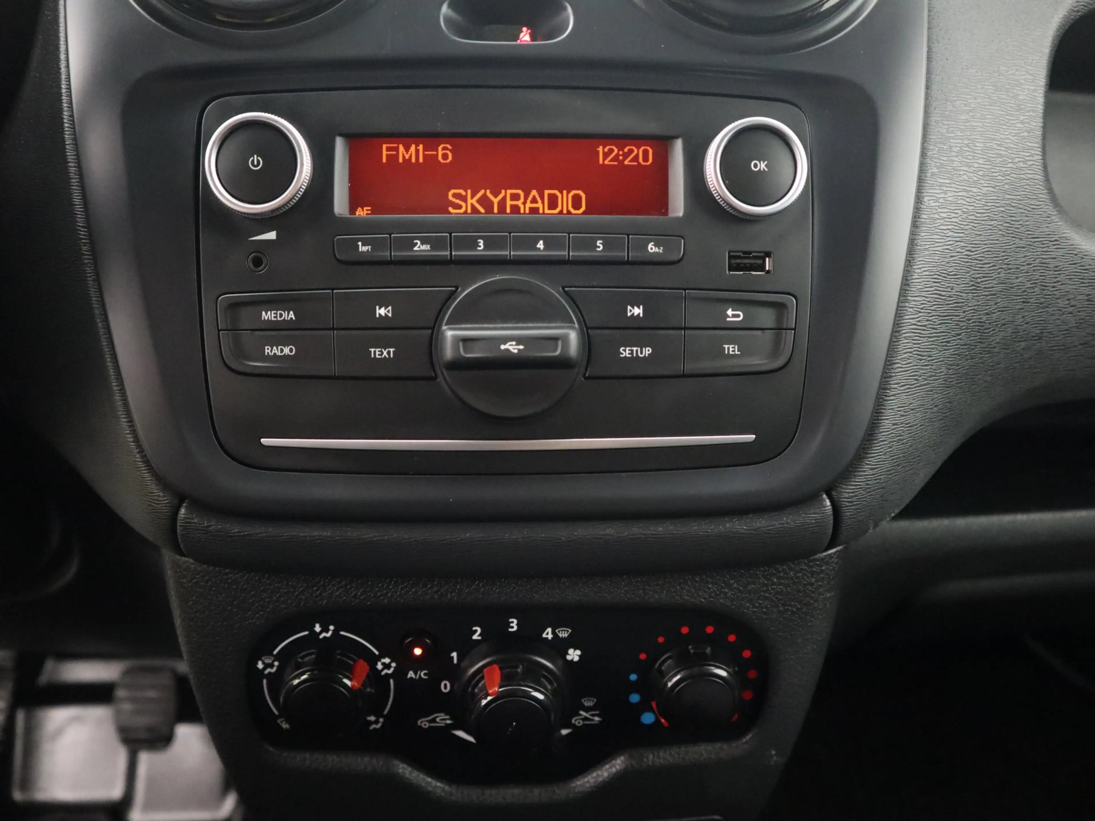 Dacia Dokker 1.5 Blue dCi 90 Solid 1STE EIG / TREKHAAK / AIRCO — photo 9