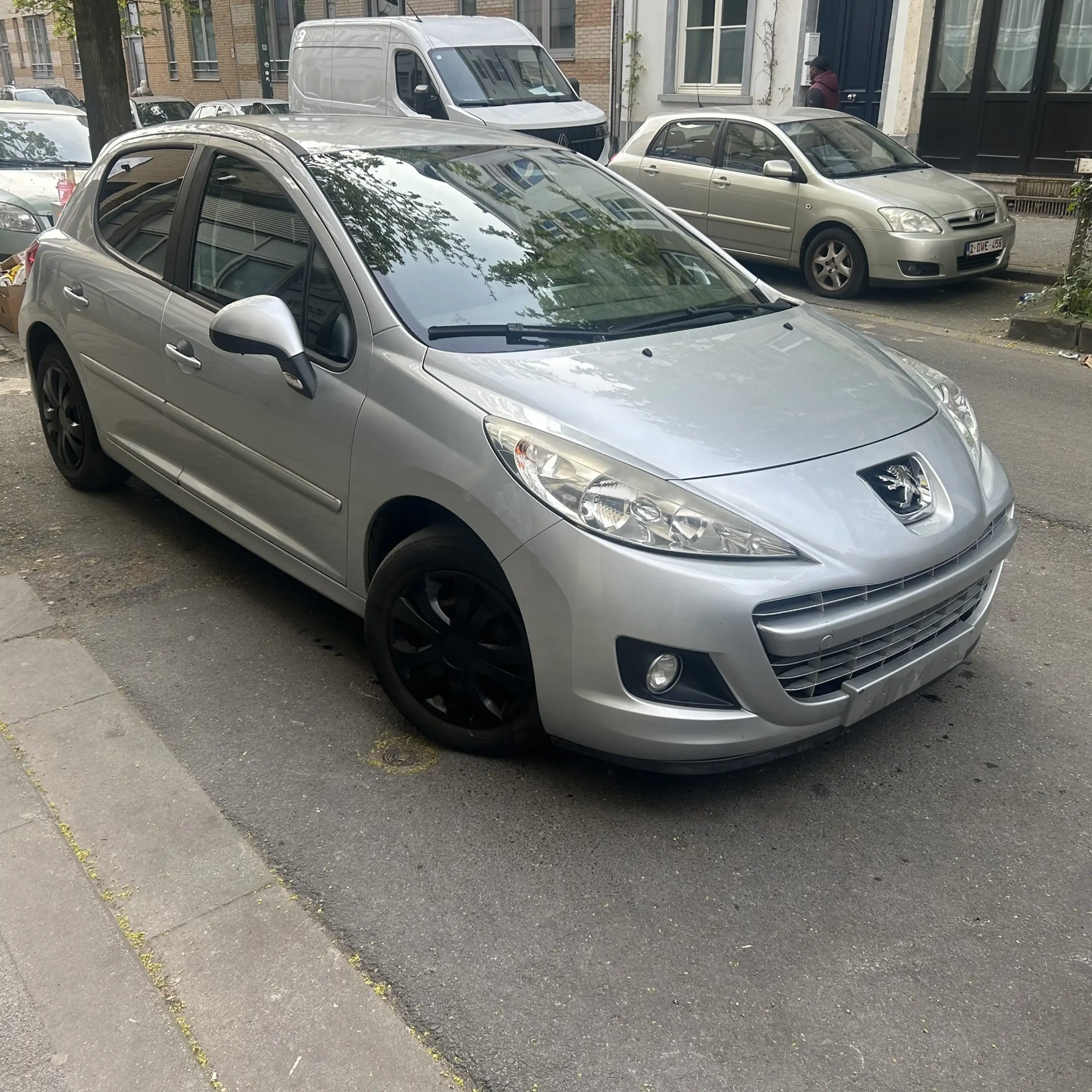 Peugeot 207 207 1.6i Allure automatic. gps. — photo 4