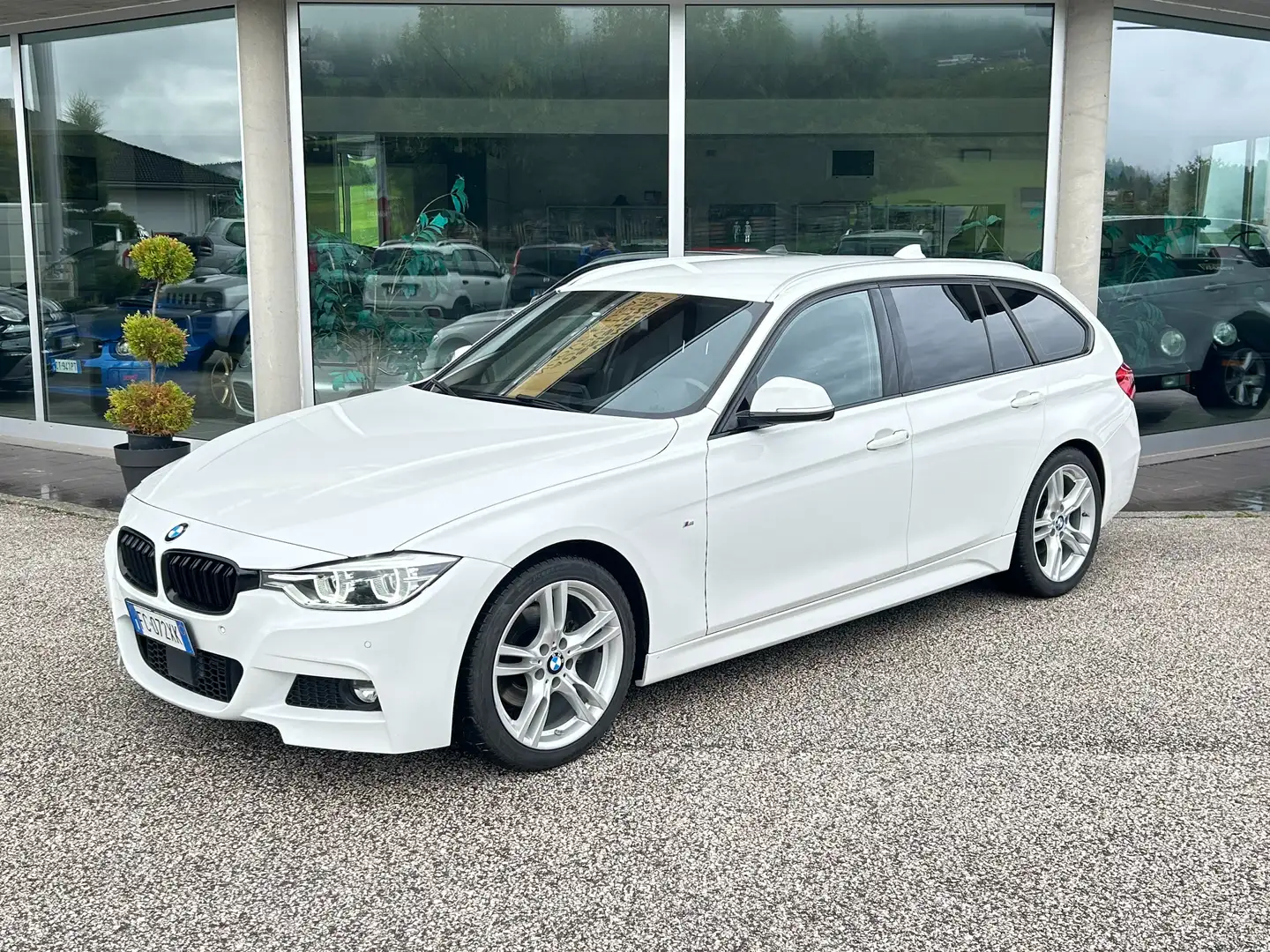 BMW 320 Touring Msport auto 190cv - 1
