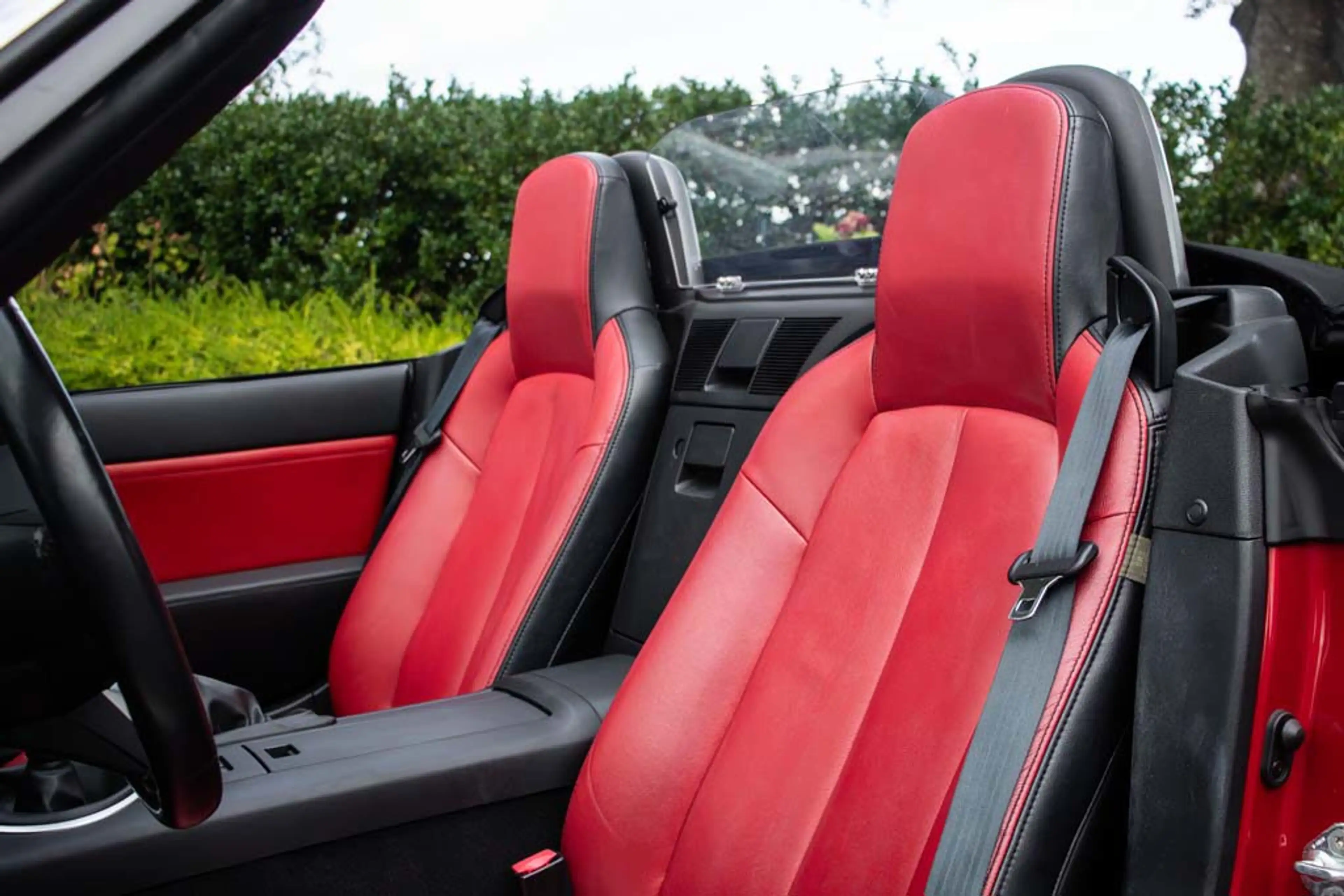 Mazda MX-5 NC 2.0l Velocity Red Mica — photo 7