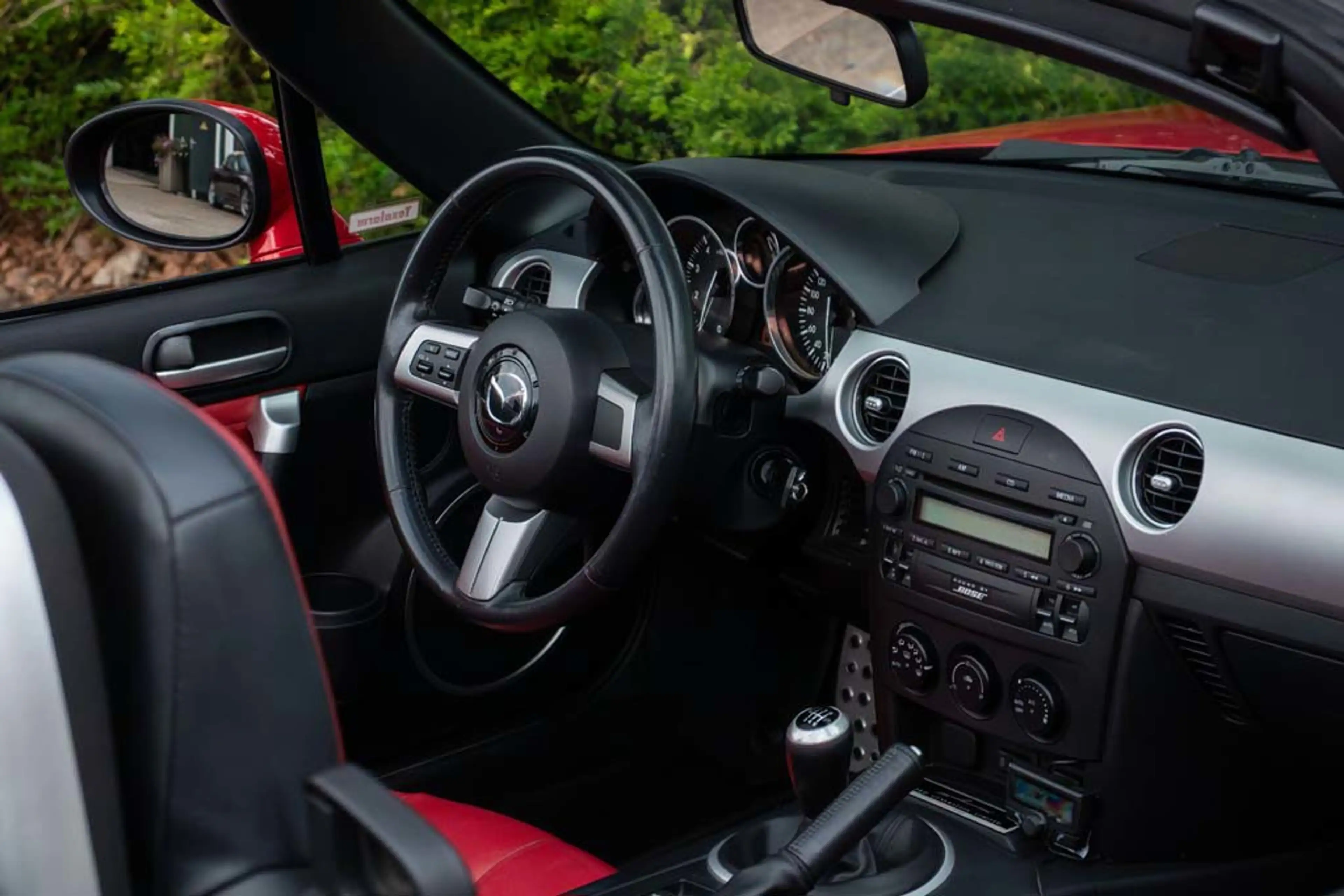 Mazda MX-5 NC 2.0l Velocity Red Mica — photo 14