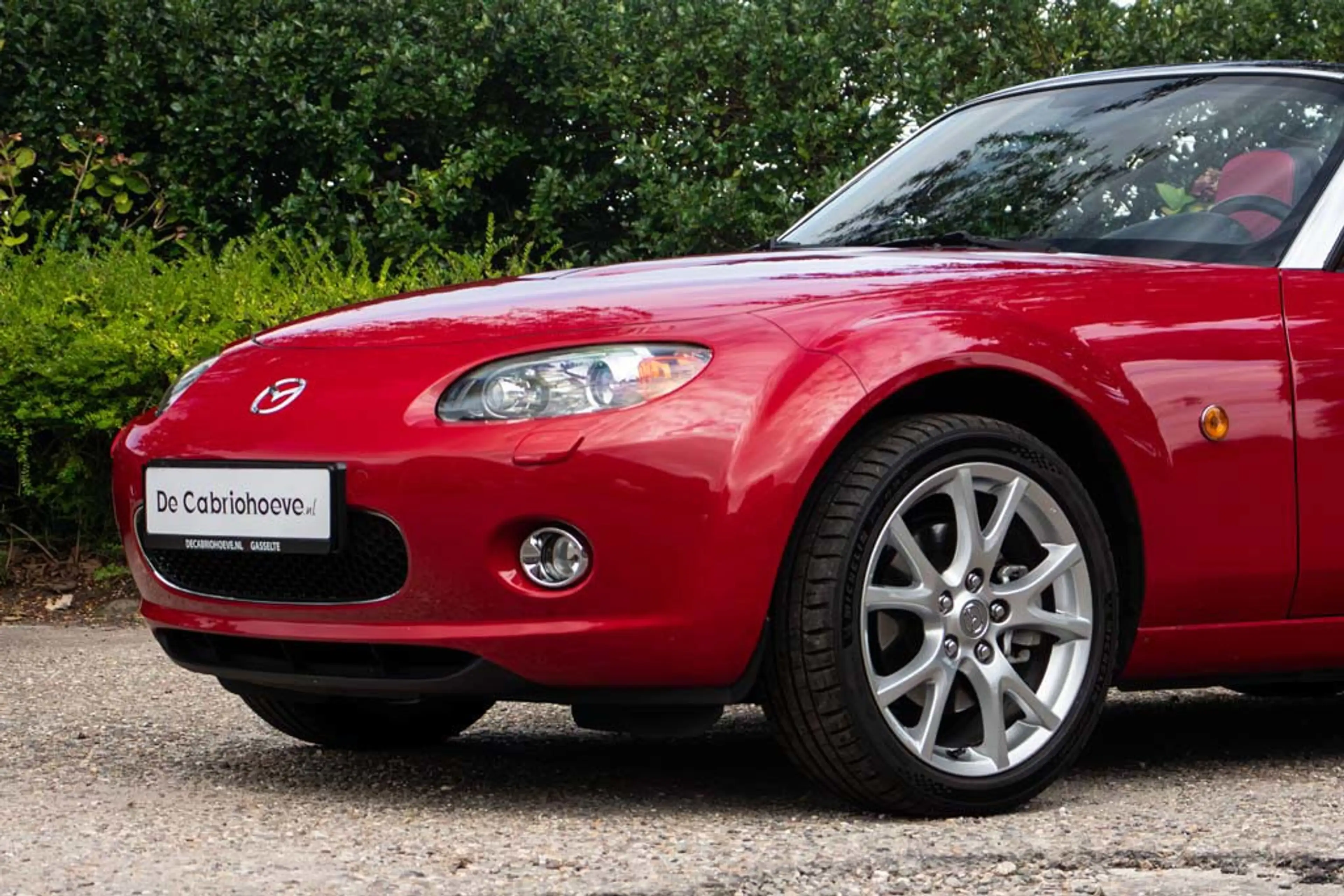 Mazda MX-5 NC 2.0l Velocity Red Mica — photo 9