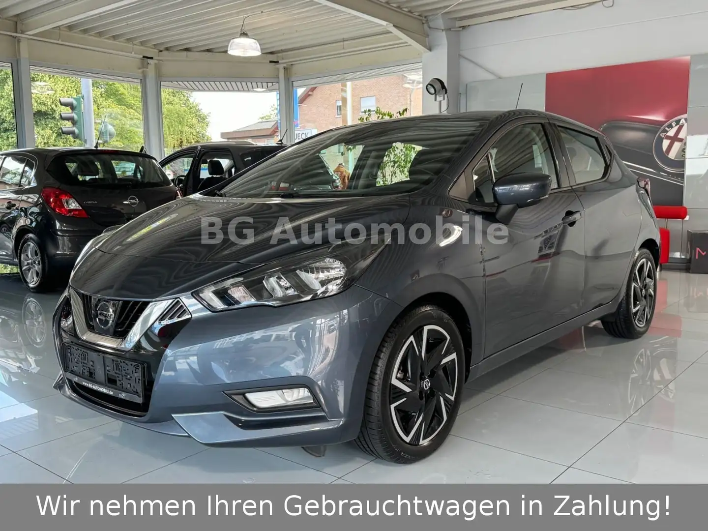Nissan Micra N-Way*1.Hand*Navi*Euro6* Grau - 1