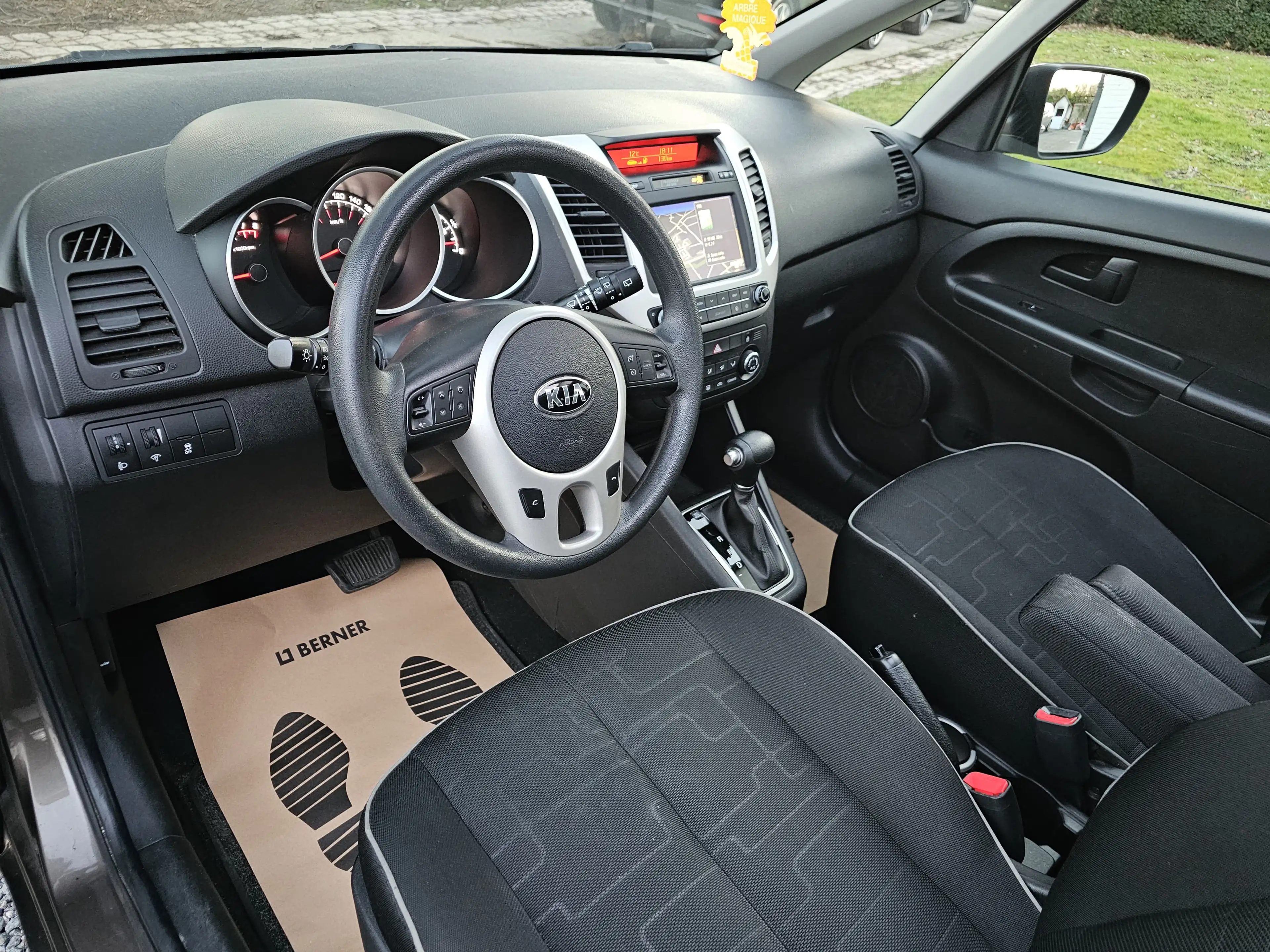 Kia Venga 1.6i * AUTOMAT. * TOIT OUVR.+CAMERA+AIRCO+... — photo 13