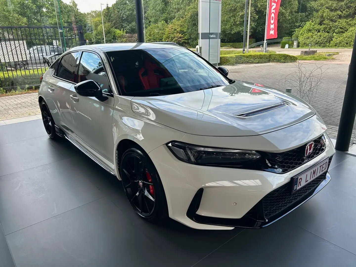 Honda Civic 2.0 VTEC Turbo Type R -€5445 SUMMER DEAL Wit - 1