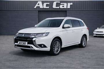 2.4 PHEV Motion Auto 4WD