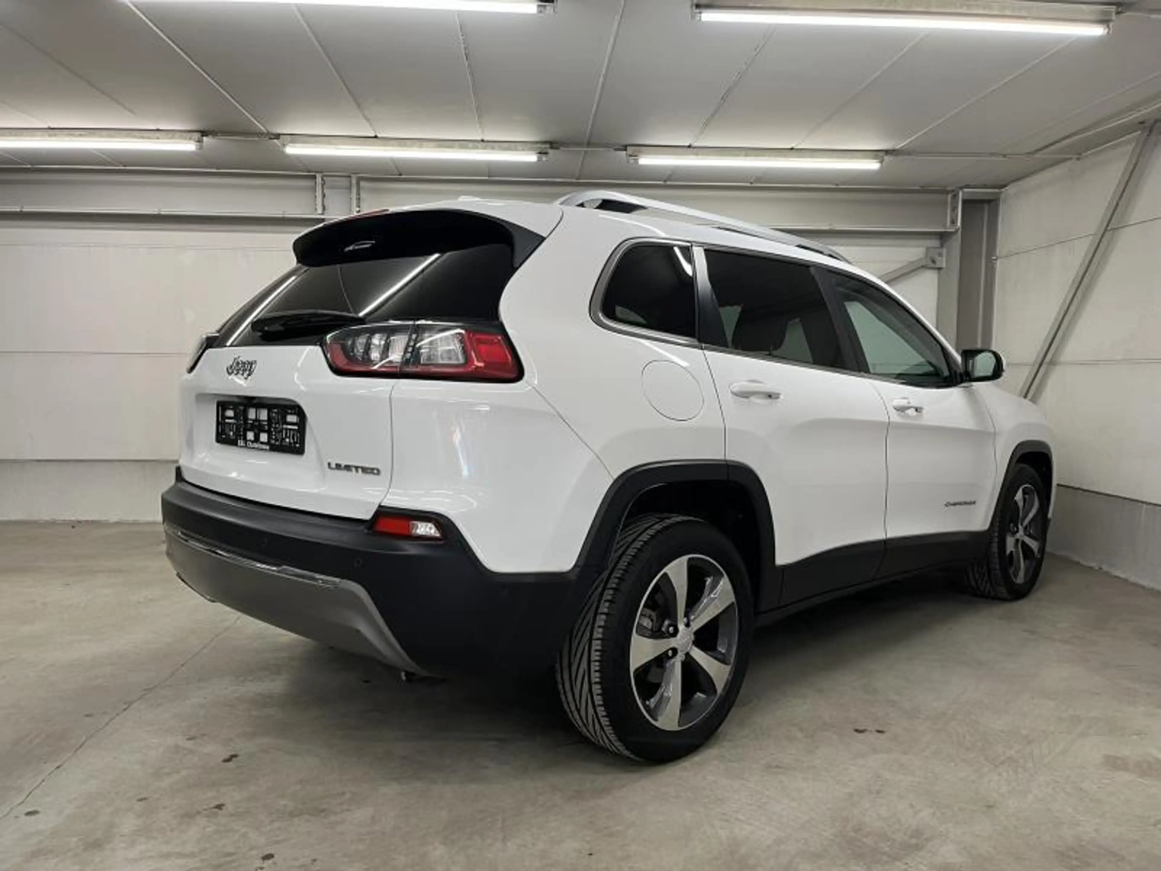 Jeep Cherokee 2.2D 195CV Blanc Navi/Carplay/Clim/Cam — photo 5