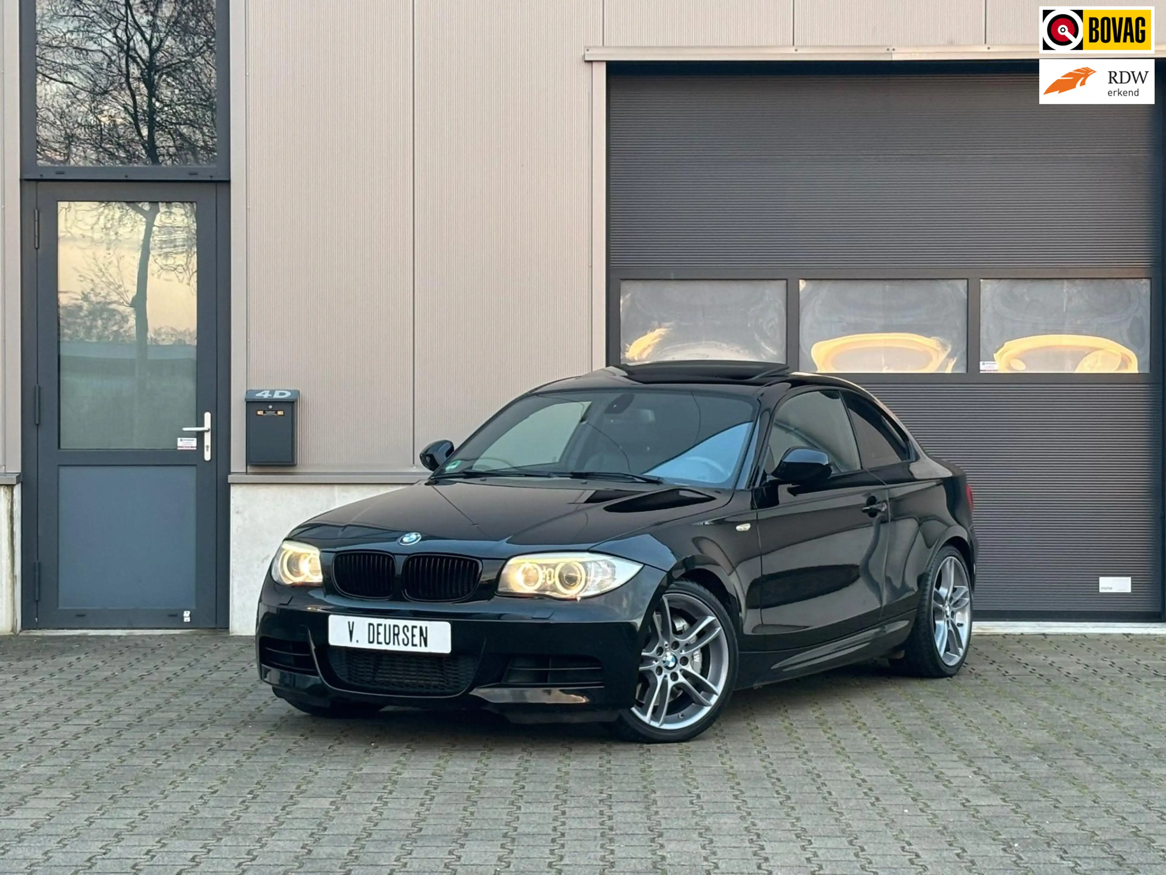 BMW 135 1-serie Coupé 135i M performance