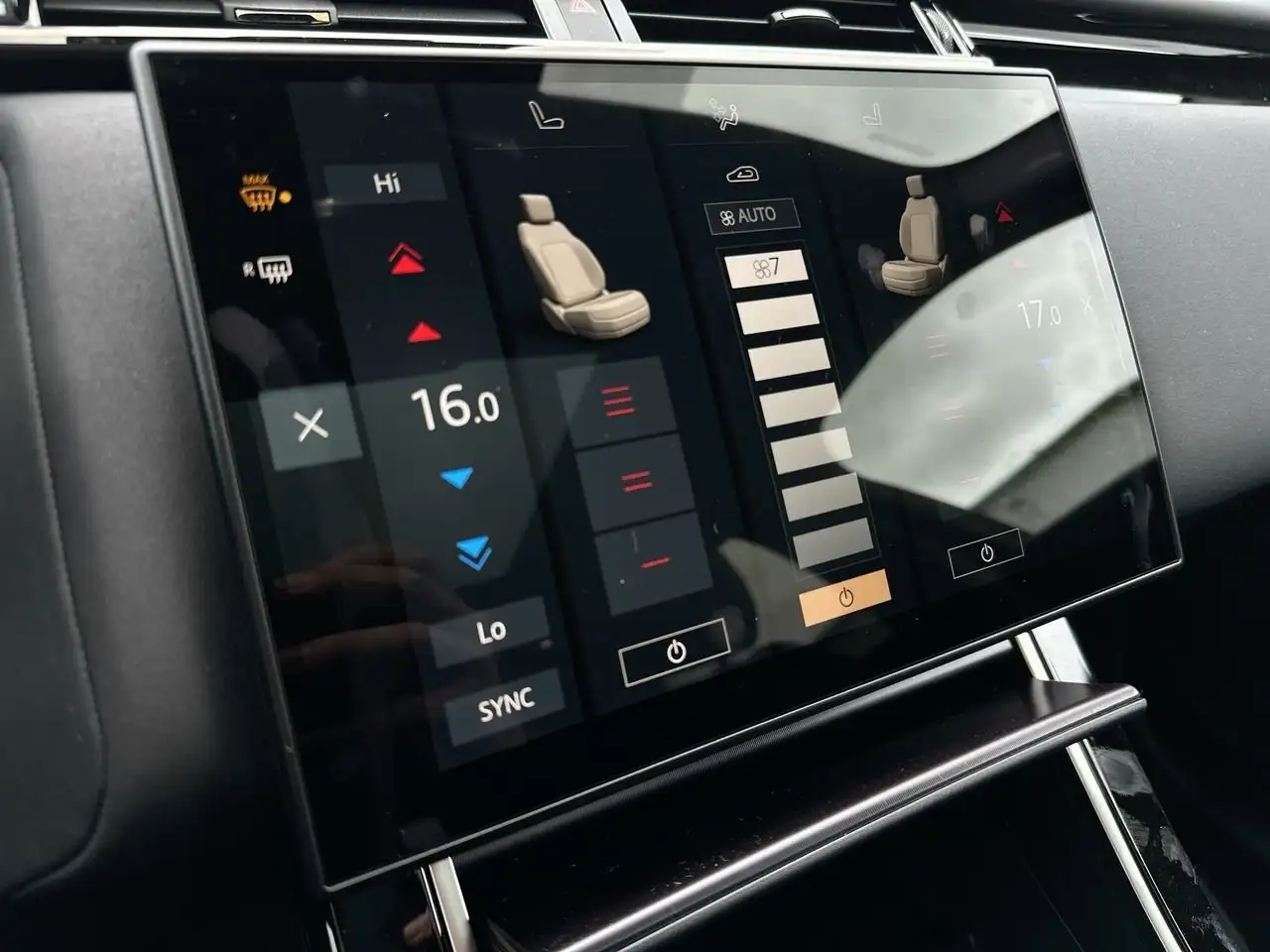 Land Rover Range Rover Velar снимка Land Rover Range Rover Velar