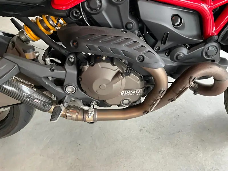 Ducati Monster 821 - foto 3