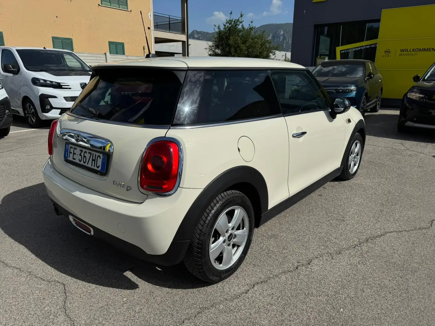 MINI One 1.6 Abbey Road D 90cv - 2