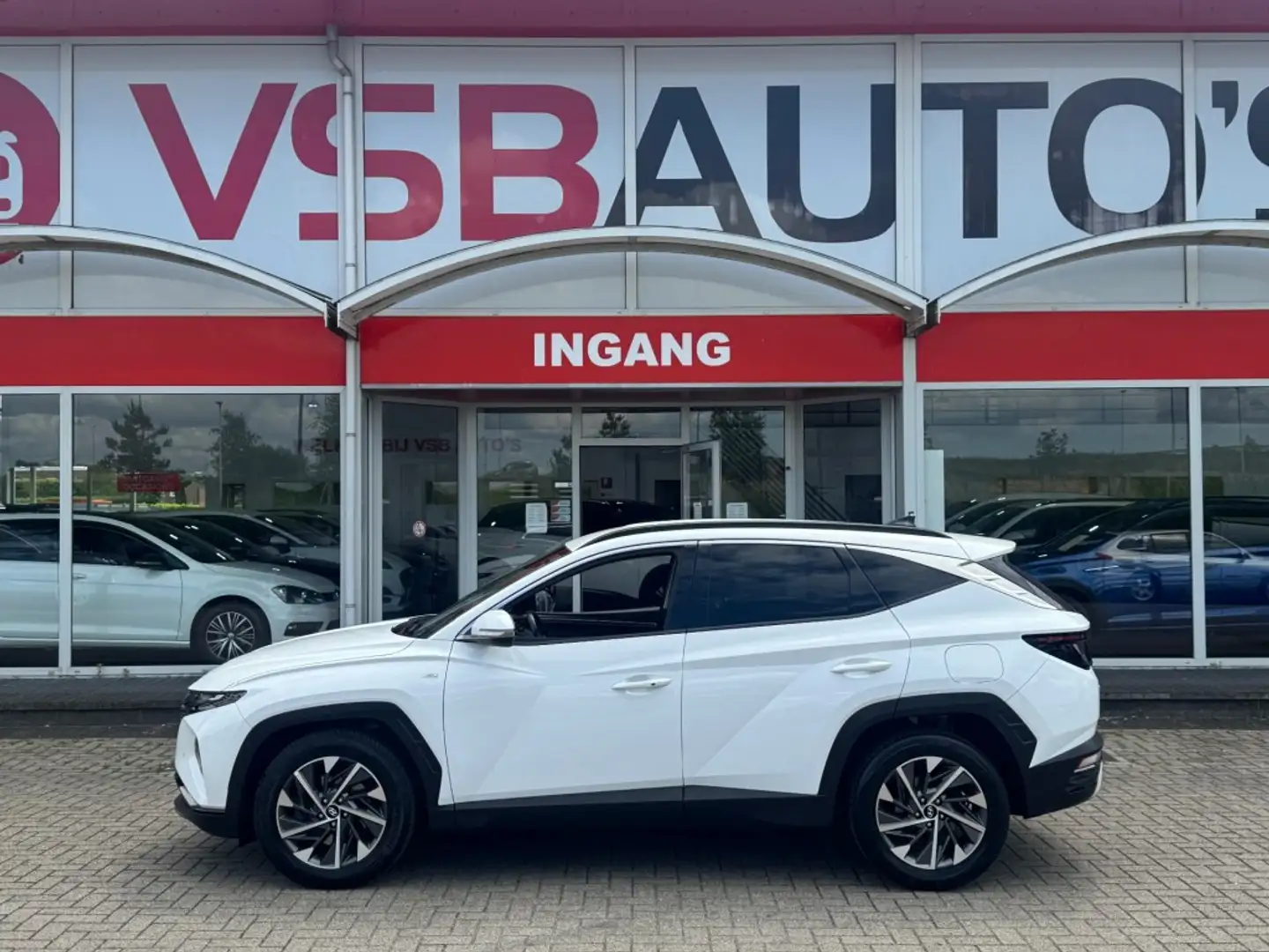 Hyundai TUCSON 1.6 T-GDI MHEV 150PK LED LEER NAVI CAMERA CARPLAY Wit - 2