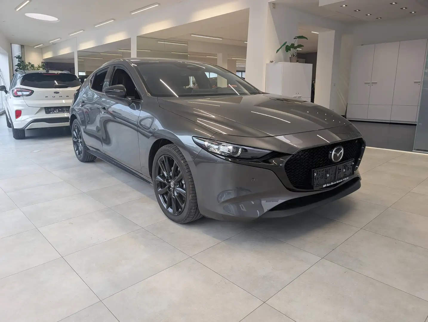 Mazda 3 Mazda 3 e-Skyactiv-G140 Exclusive-Line Aut.*Winterräder Gratis* Schwarz - 2